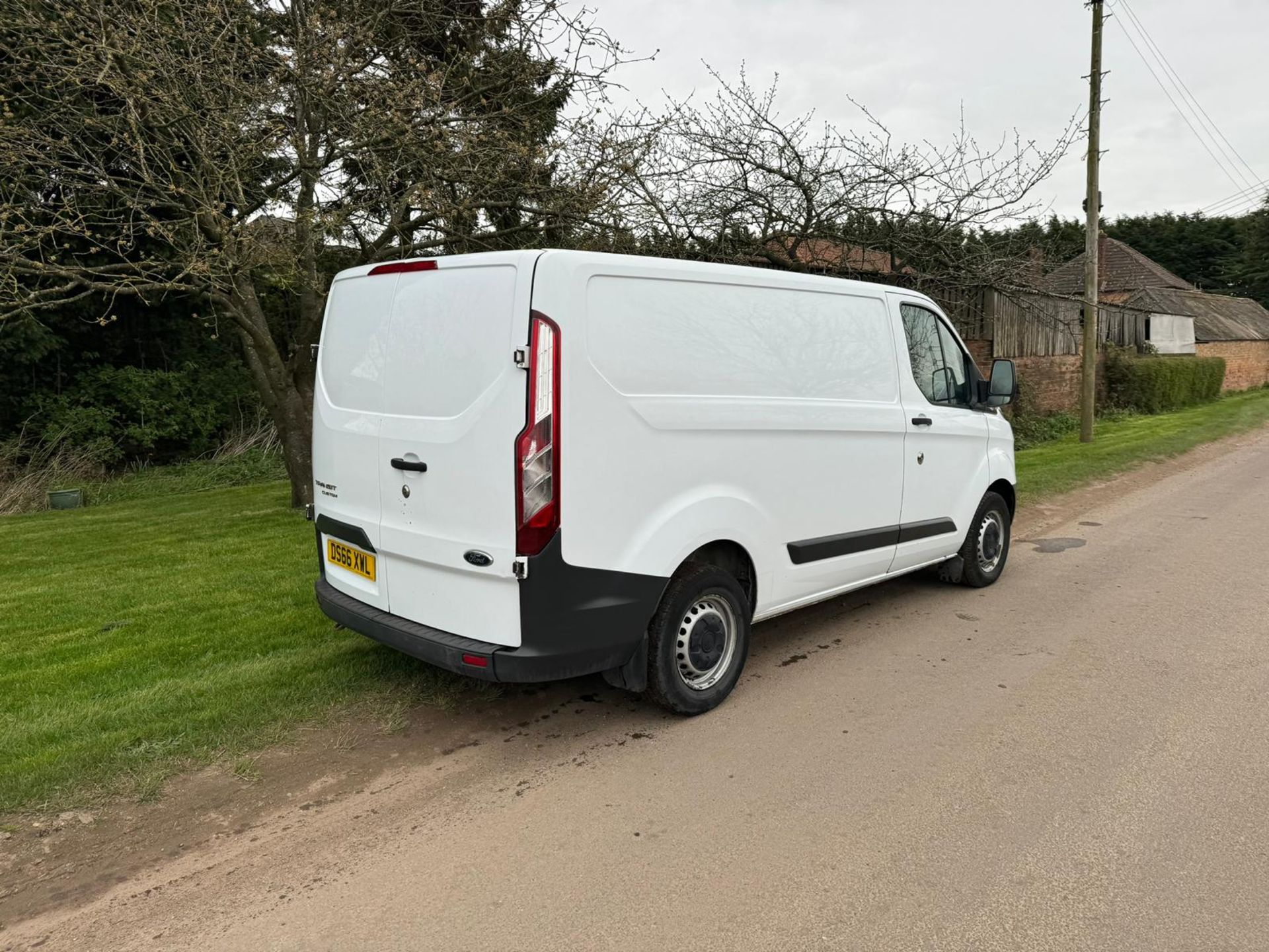 2016/66 REG FORD TRANSIT CUSTOM 290 2.0 DIESEL MANUAL PANEL VAN, SHOWING 1 FORMER KEEPER *PLUS VAT* - Image 7 of 13