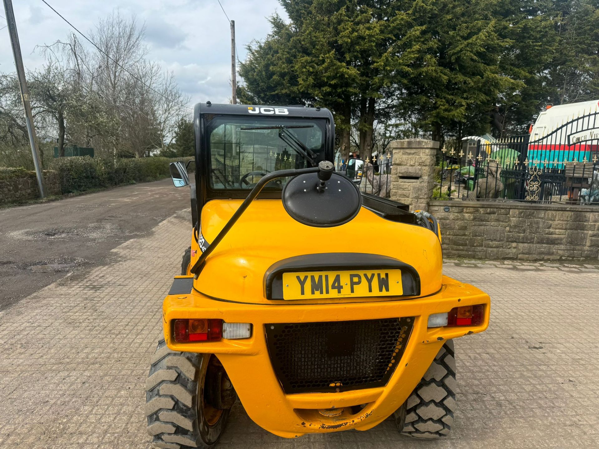 JCB 520-50 2 TON DIESEL TELESCOPIC TELEHANDLER BUCKET AND FORKS *PLUS VAT* - Bild 12 aus 27