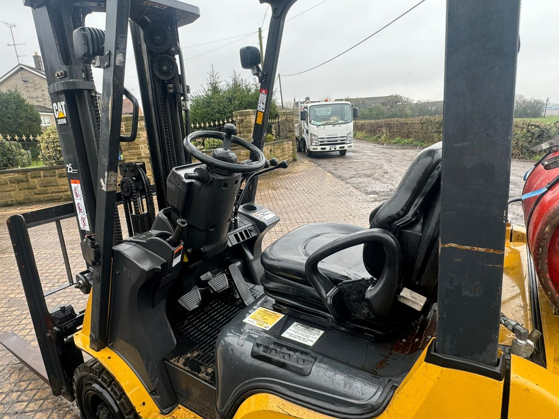 2017 CAT GP18NT 1.8 TON FORKLIFT *PLUS VAT* - Image 11 of 13