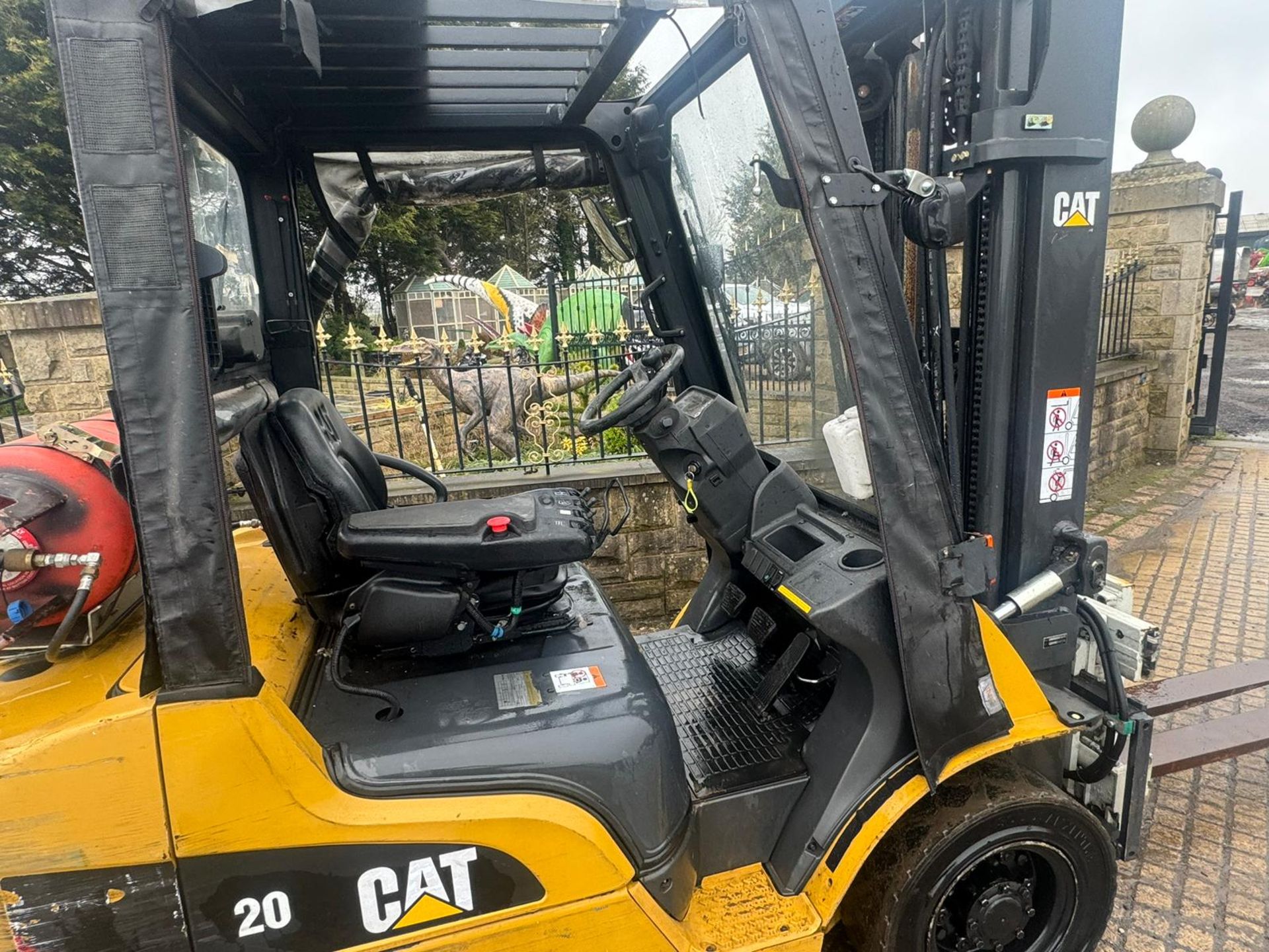 2018 CAT GP20NT 2 TON FORKLIFT *PLUS VAT* - Image 13 of 17