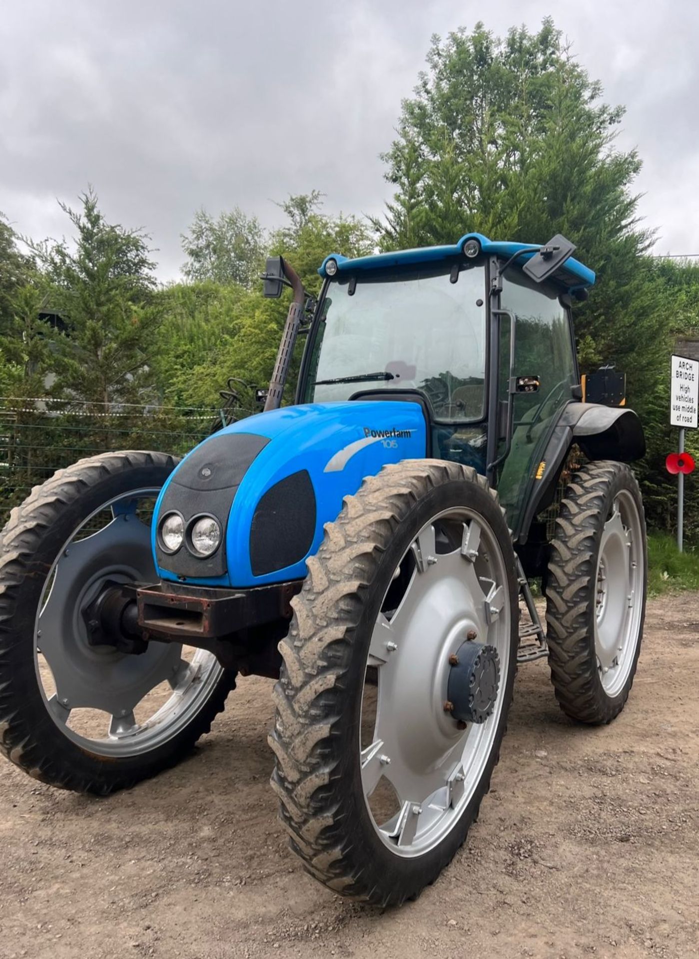 LANDINI POWERFARM 105 TRACTOR 100HP *PLUS VAT* - Image 2 of 19