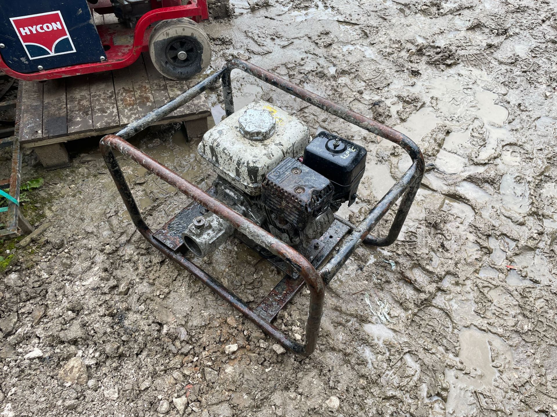 HONDA PETROL CONCRETE POKER UNIT *PLUS VAT*