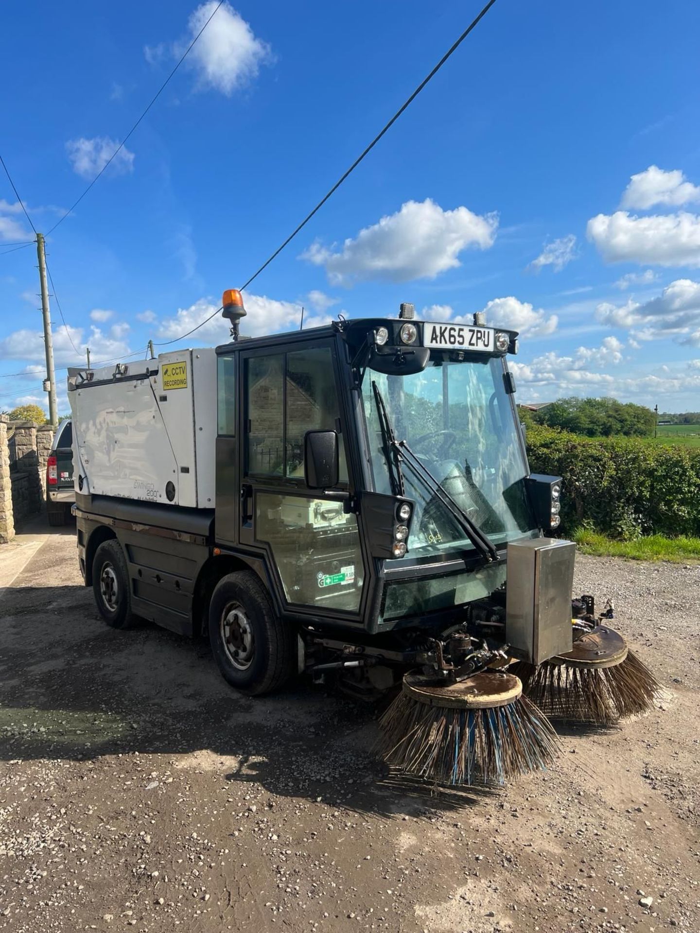 2015/65 SCHMIDT SWINGO 200+ ROAD SWEEPER *PLUS VAT* - Image 6 of 13