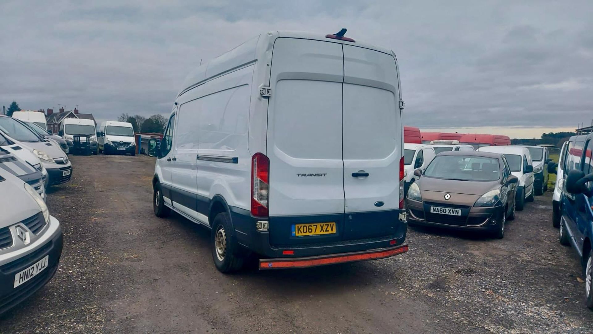 2018 FORD TRANSIT 350 WHITE PANEL VAN *NO VAT* - Image 4 of 13