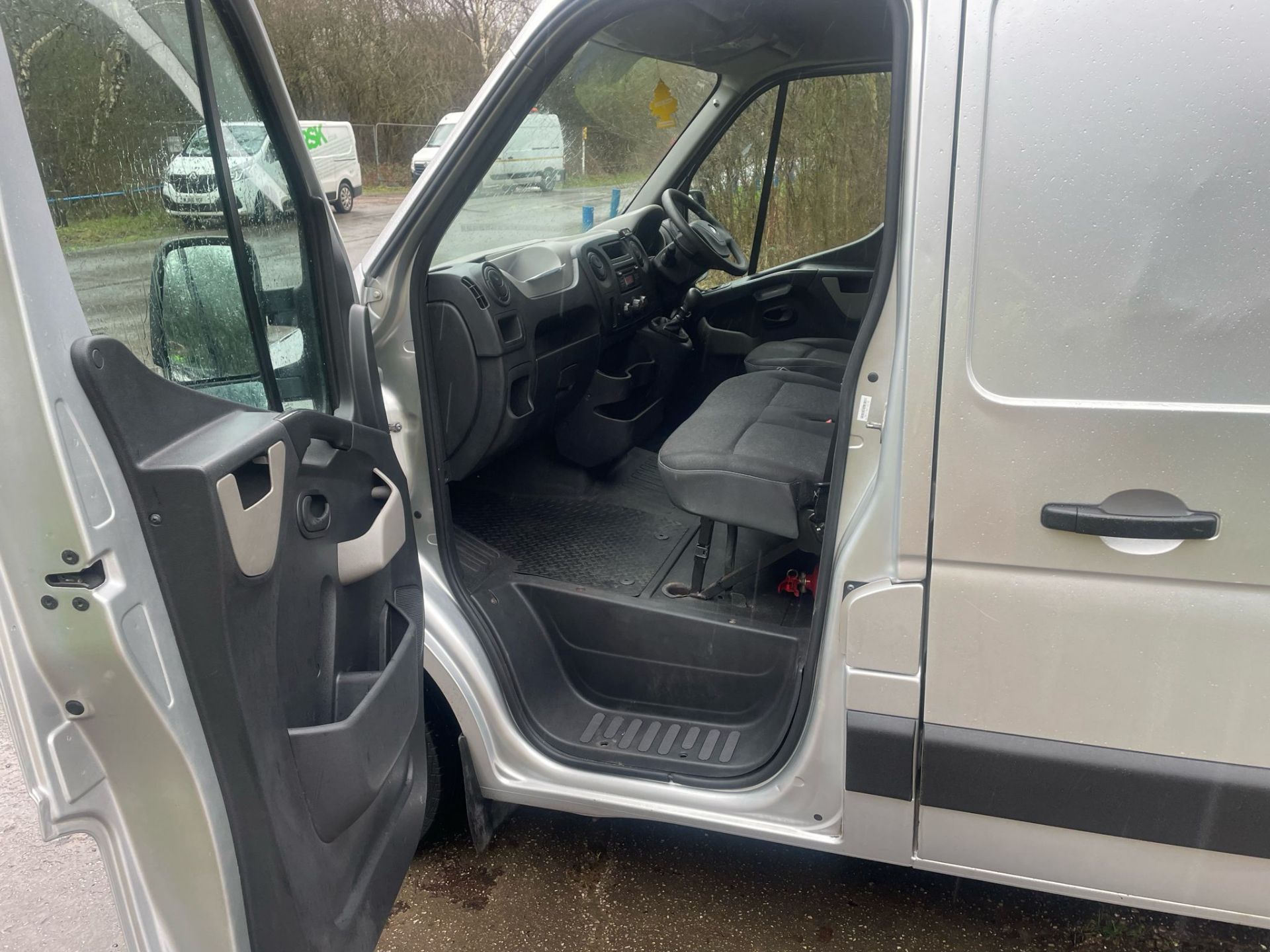 2017/17 REG VAUXHALL MOVANO L2H2 F3300 CDTI 2.3 DIESEL SILVER MANUAL PANEL VAN *NO VAT* - Image 5 of 25