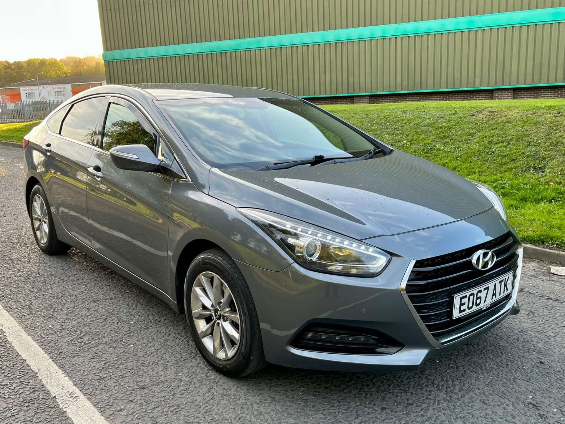 2017 HYUNDAI I40 SE NAV CRDI BLUE DRIVE SILVER SALOON *NO VAT* - Image 2 of 14