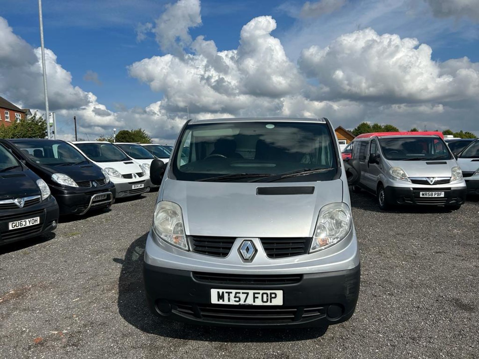 2008 RENAULT TRAFIC LL29 DCI 115 SILVER PANEL VAN *NO VAT* - Image 2 of 13