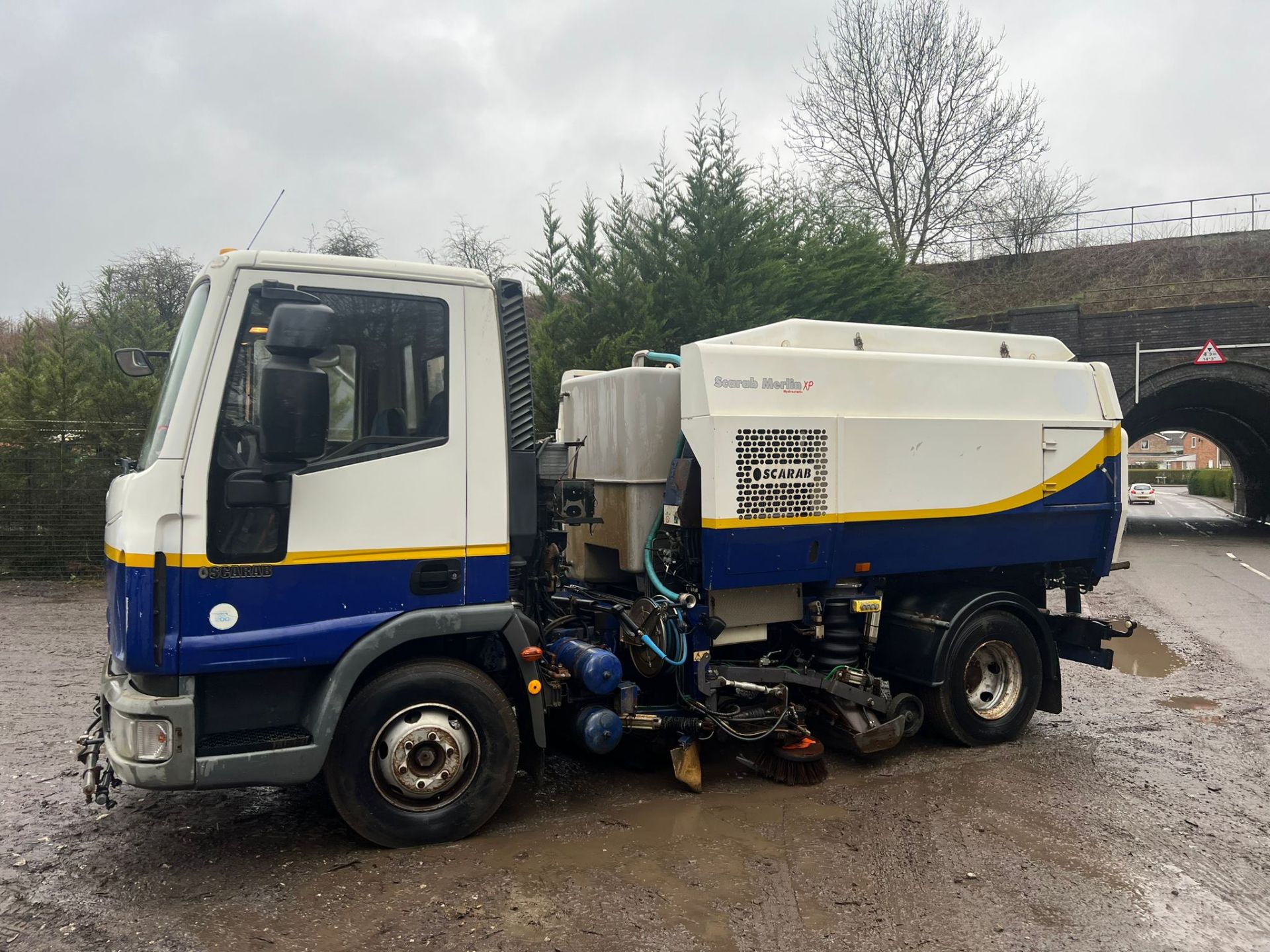 IVECO SCARAB MERLIN ROAD SWEEPER LORRY *PLUS VAT* - Image 4 of 20