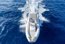 NEPTUNE 830 LUXURY RIB BOAT WITH CABIN *NO VAT*