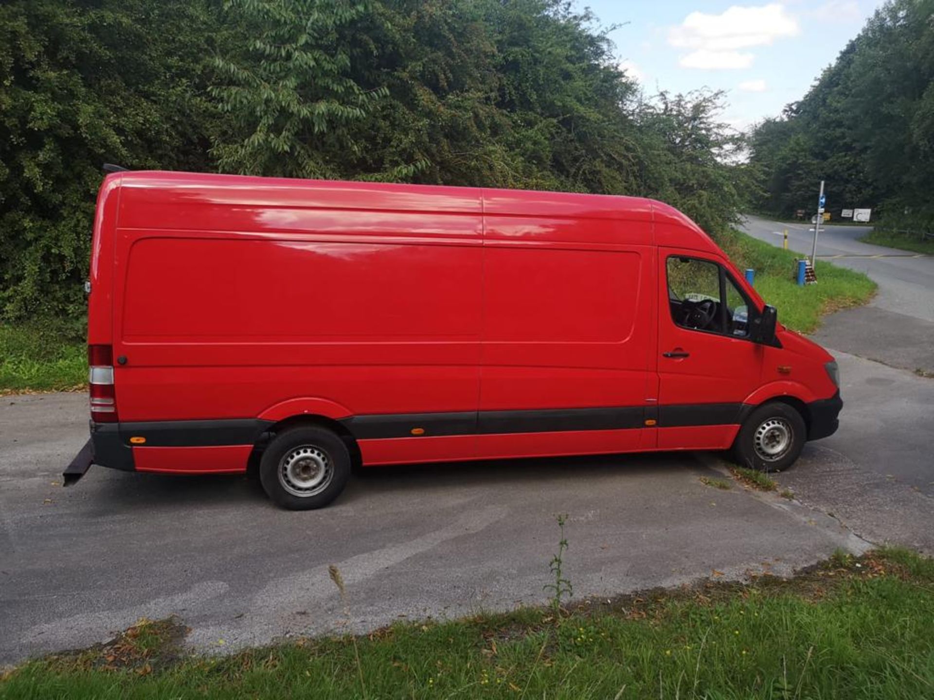 2013 MERCEDES-BENZ SPRINTER 310 CDI RED PANEL VAN *NO VAT* - Image 8 of 13