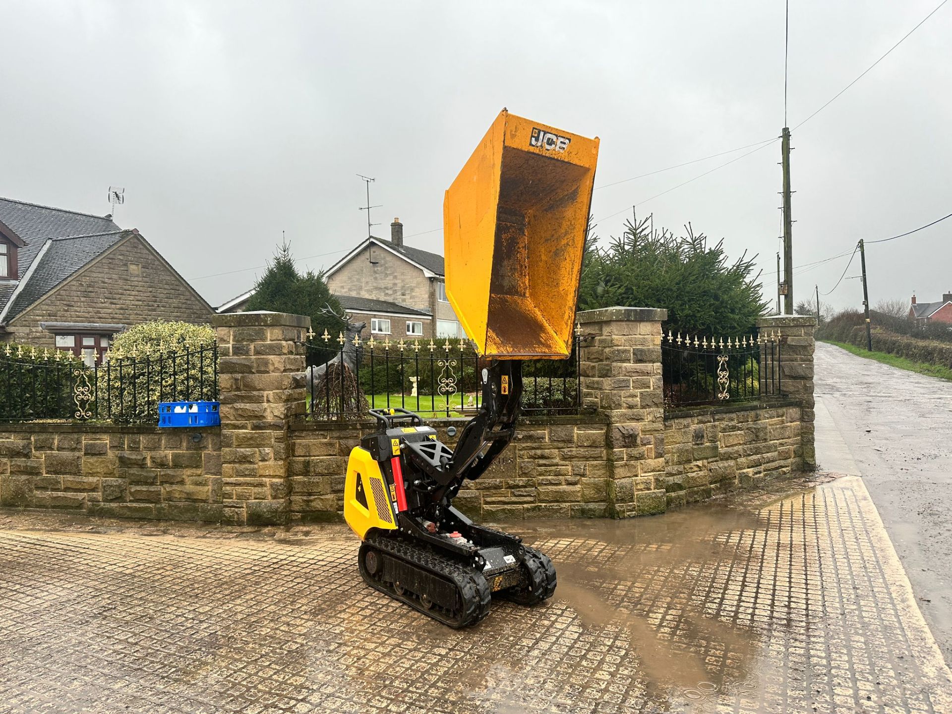 2022 JCB HTD-5 DIESEL TRACKED PEDESTRIAN HIGH TIP DUMPER *PLUS VAT* - Image 7 of 16