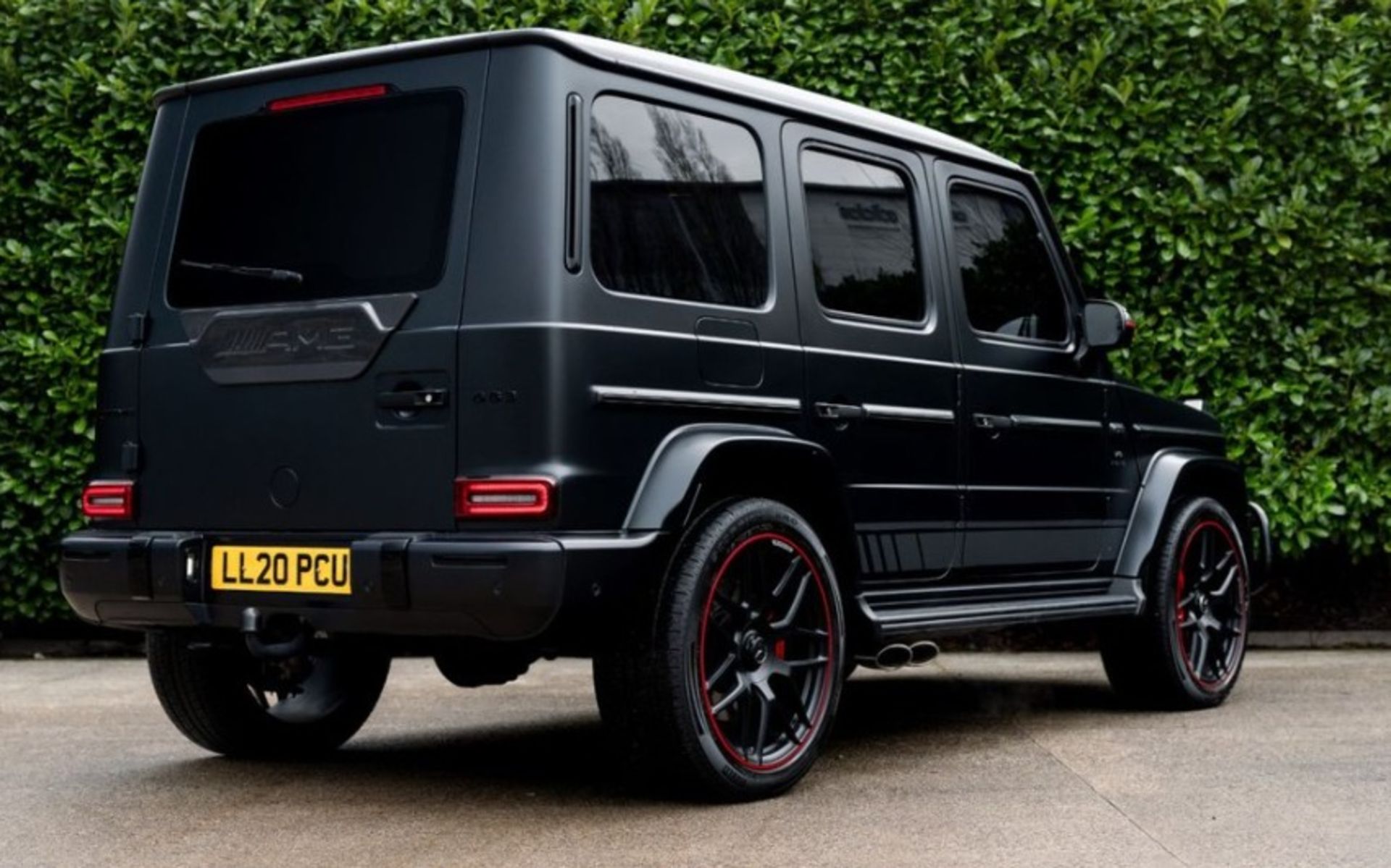 2020 MERCEDES-BENZ AMG G 63 AUTO BLACK SUV ESTATE - BRABUS UPGRADE - CARBON - HIGH SPEC *PLUS VAT* - Image 4 of 11