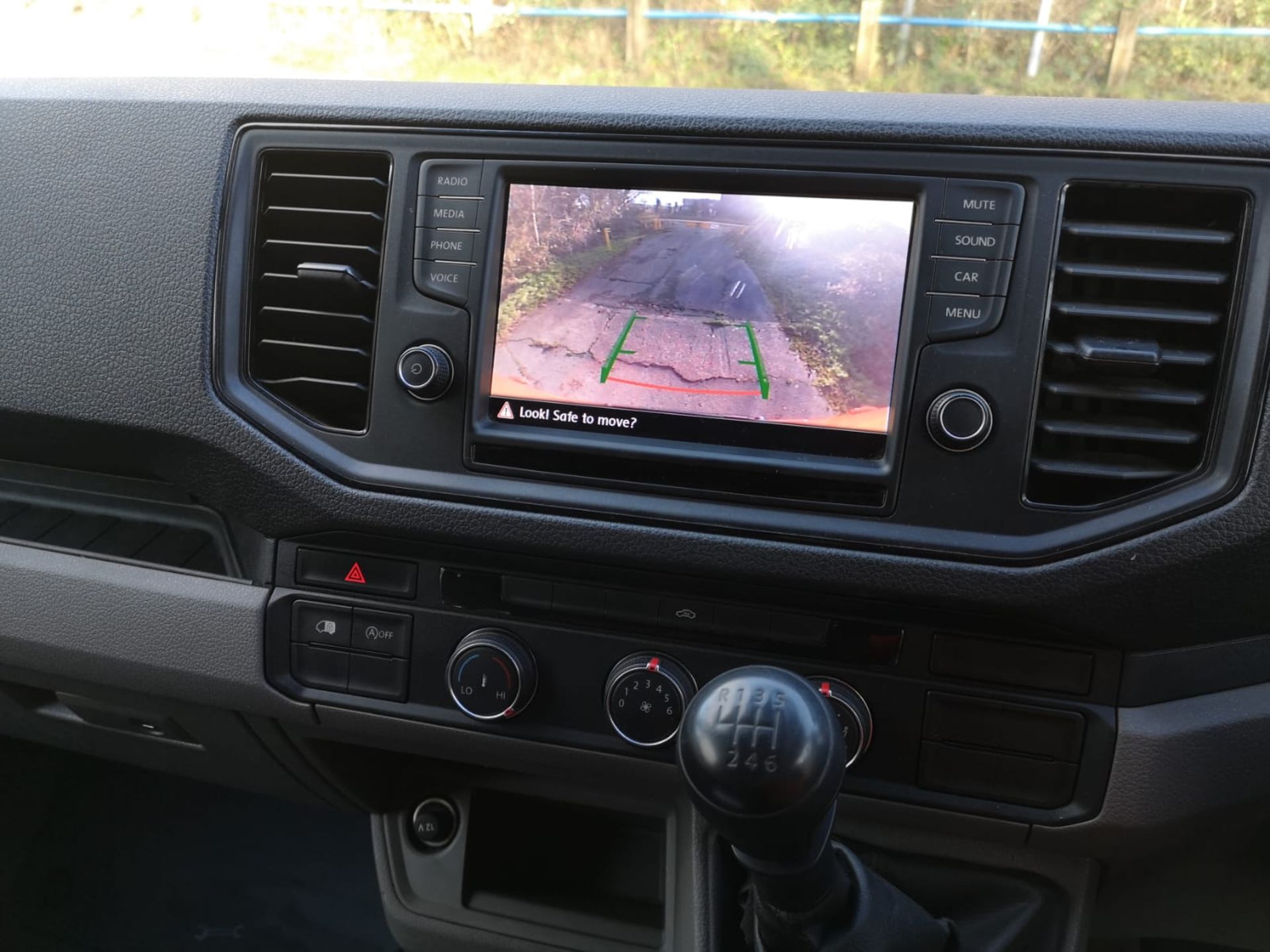 2019/19 REG VOLKSWAGEN CRAFTER CR35 STARTLINE TDI 2.0 DIESEL RED PANEL VAN, SHOWING 1 FORMER KEEPER - Bild 10 aus 13