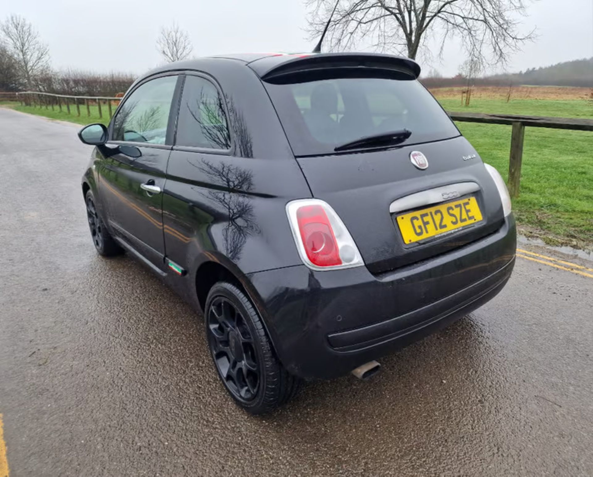 2012 FIAT 500 TWINAIR PLUS S-A BLACK HATCHBACK *NO VAT* - Image 5 of 10