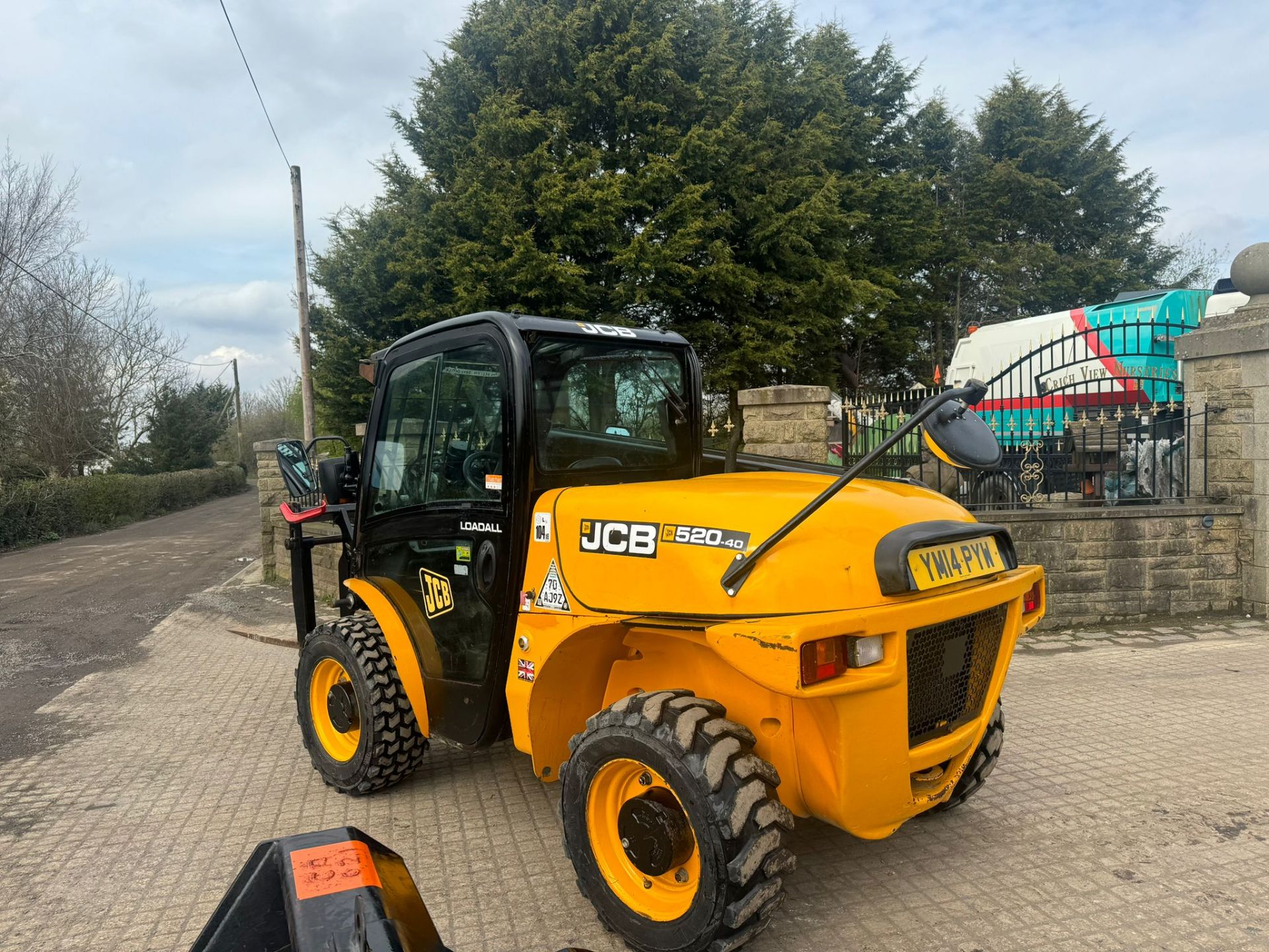 JCB 520-50 2 TON DIESEL TELESCOPIC TELEHANDLER BUCKET AND FORKS *PLUS VAT* - Image 9 of 27