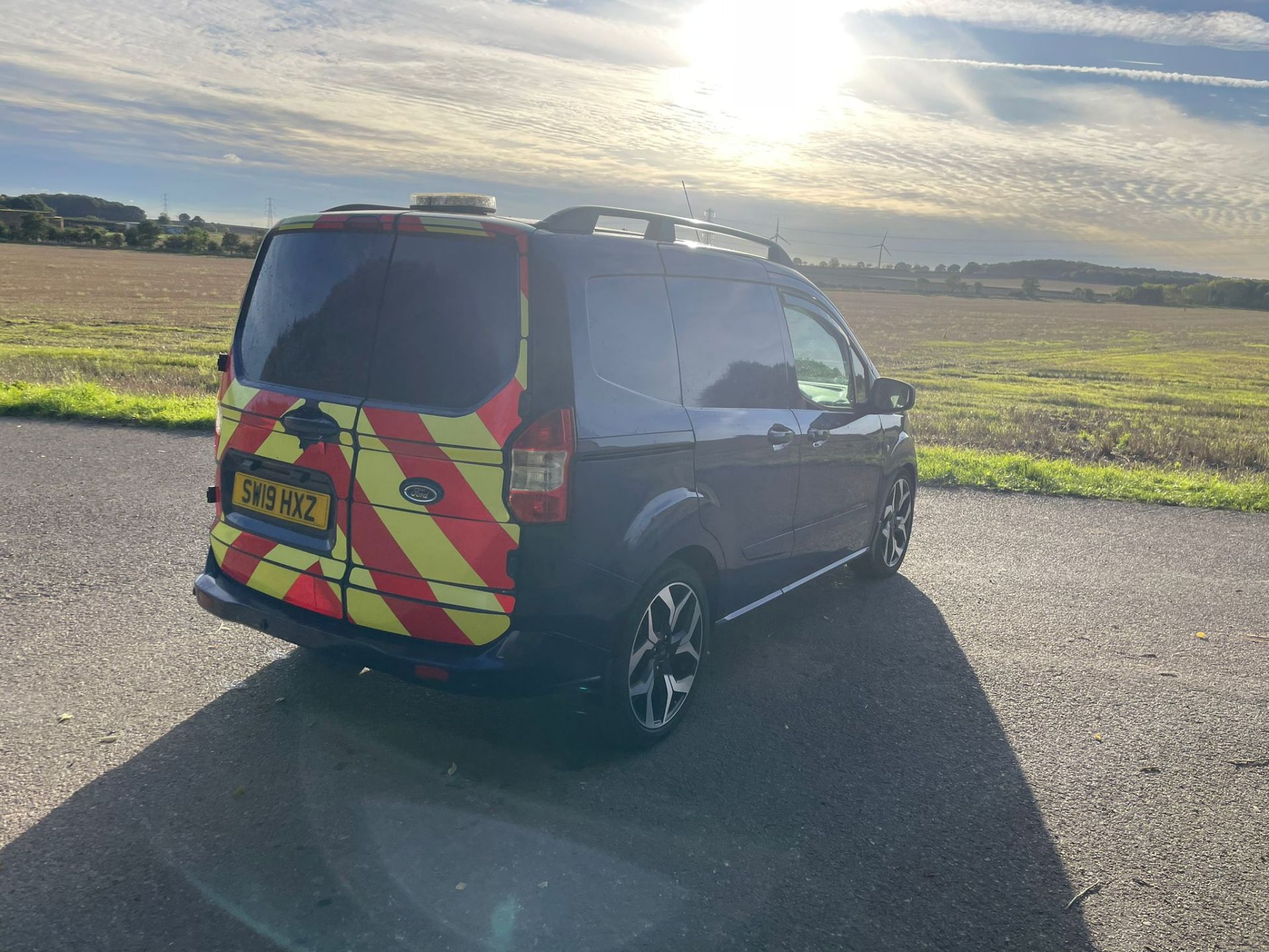 2019 FORD TRANSIT COURIER LIMITED TDCI BLUE PANEL VAN *PLUS VAT* - Image 8 of 15