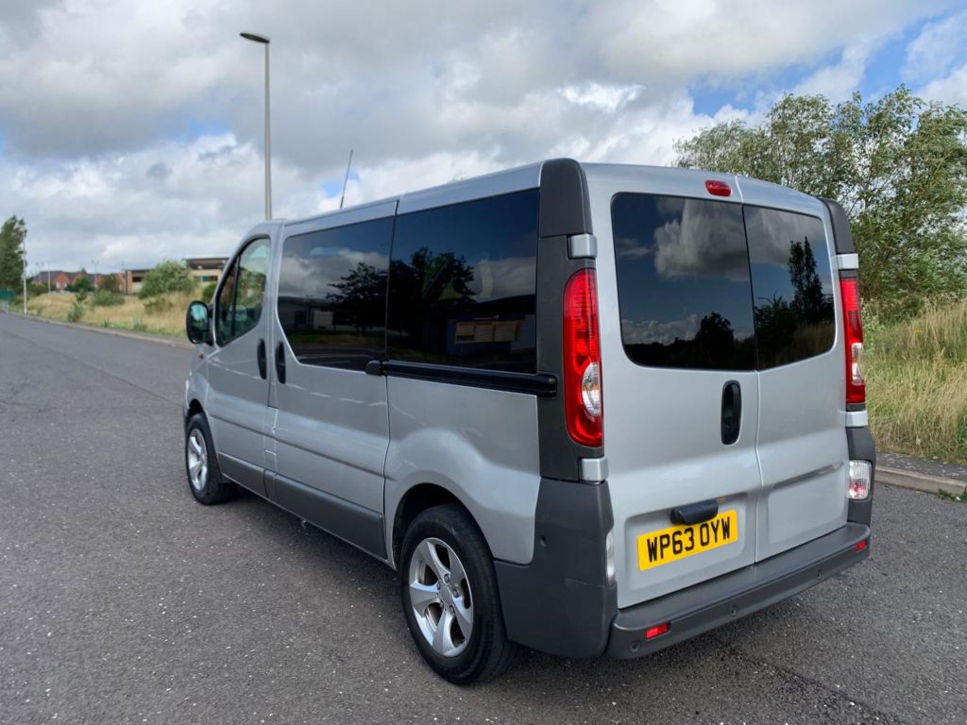 2013/63 REG VAUXHALL VIVARO 2700 CDTI ECOFLEX 89 SWB CAMPERVAN / MOTORHOME, SHOWING 1 FORMER KEEPER - Image 9 of 34