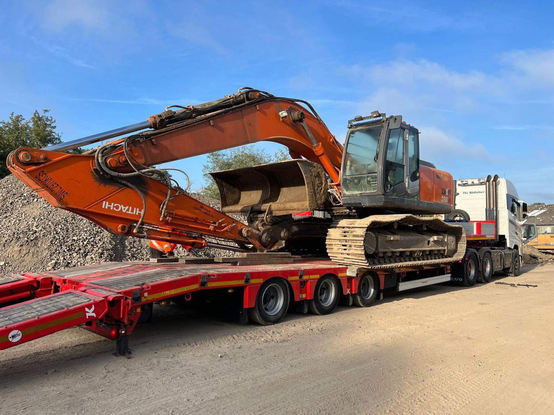 HITACHI ZAXIS 280 LC EXCAVATOR - RUNS, WORKS AND DIGS, READY FOR WORK *PLUS VAT* - Image 9 of 22