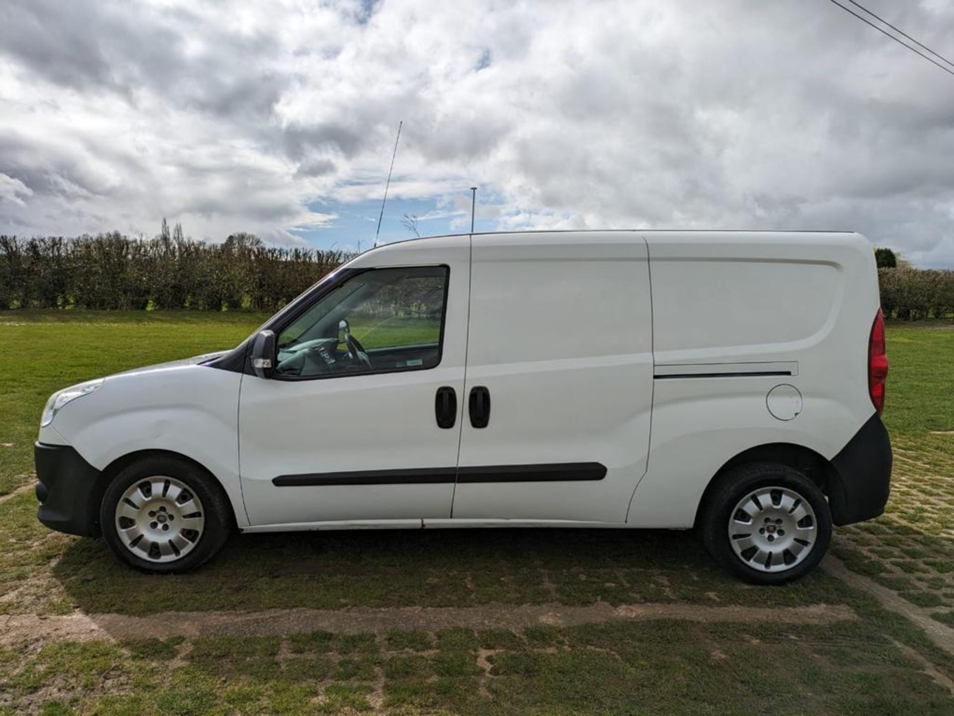 FIAT DOBLO 16V MAXI MULTIJET 5 SEATER CREW VAN / PANEL VAN *NO VAT* - Bild 7 aus 34