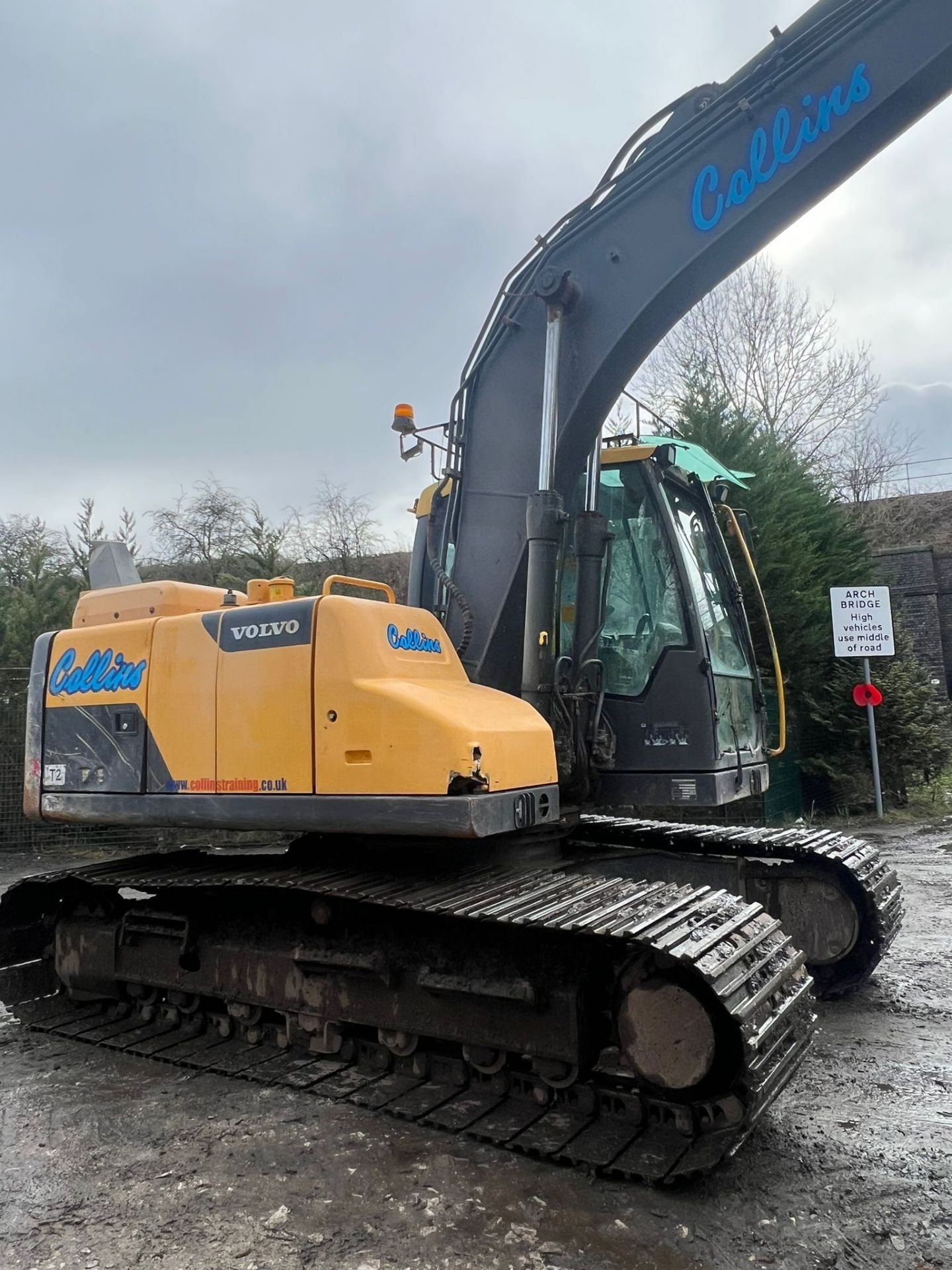 2015 Volvo EC140D 14 Tonne Excavator *PLUS VAT* - Image 4 of 13