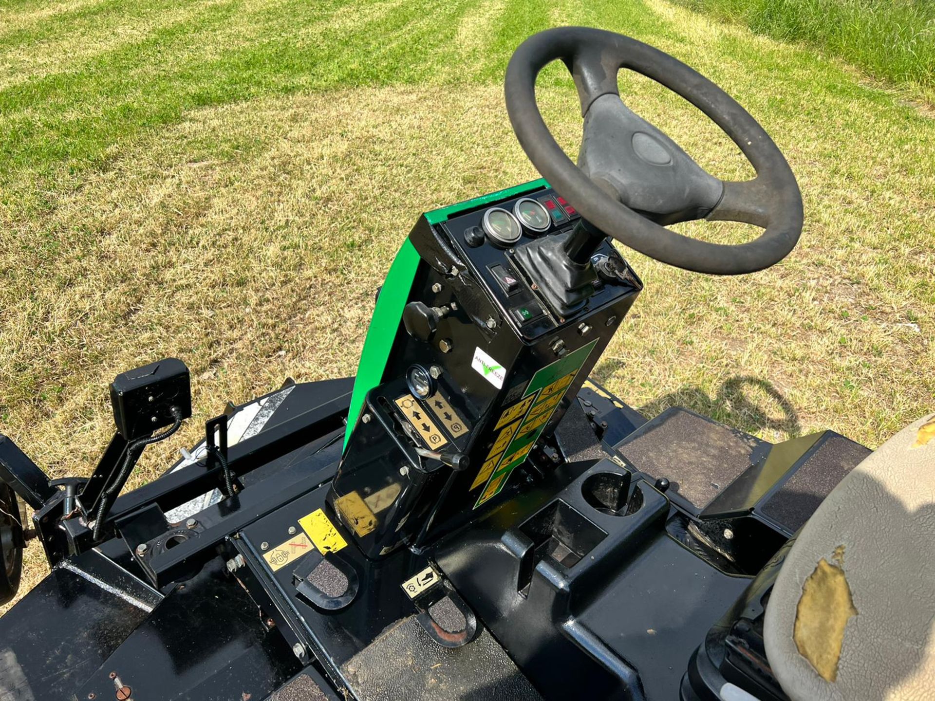 RANSOMES HR3806 4WD DIESEL OUTFRONT RIDE ON MOWER *PLUS VAT* - Image 10 of 14