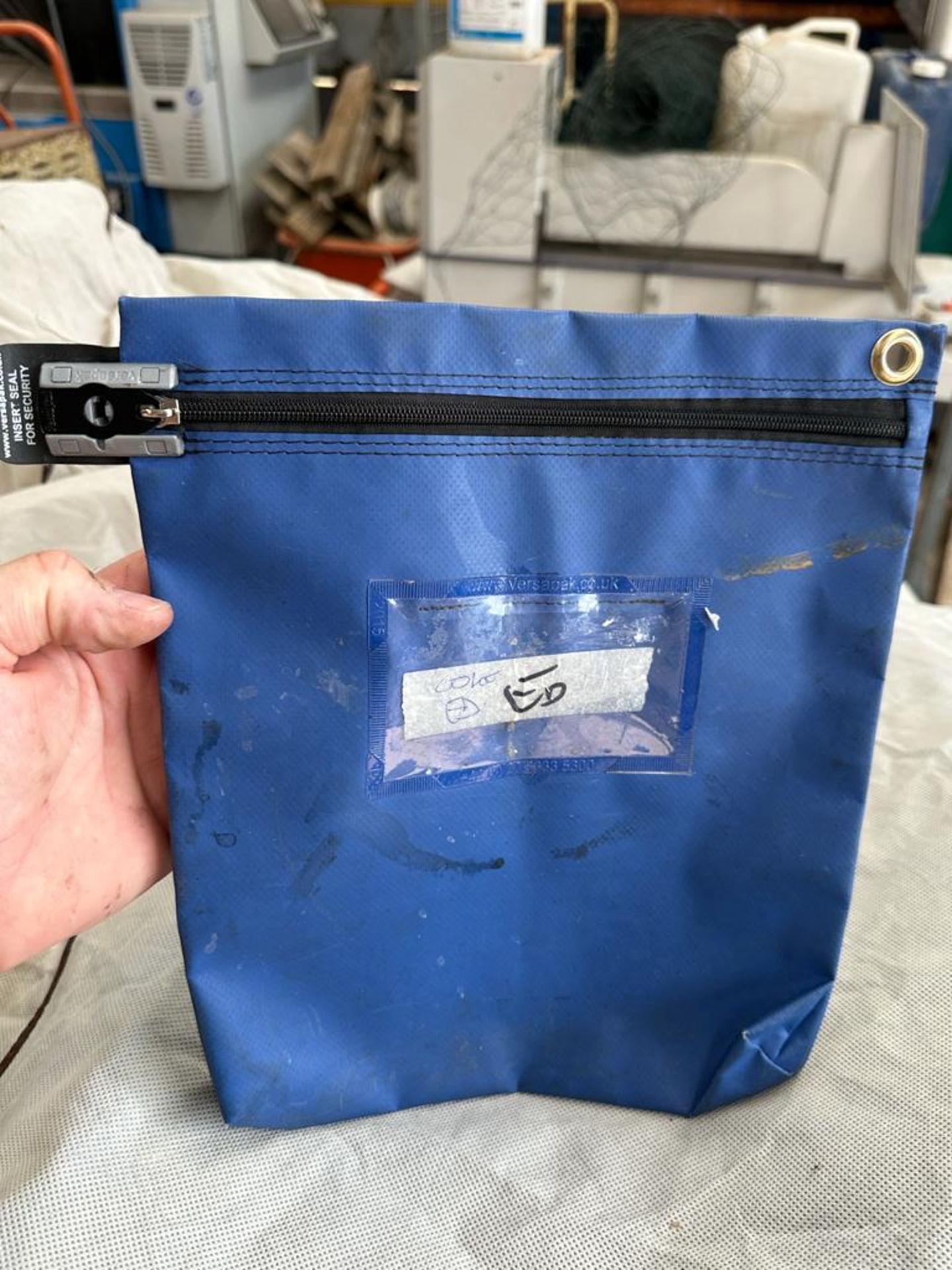 Versapak Tamper Proof Heavy Vinyl Zipper Bags *PLUS VAT* - Bild 5 aus 6