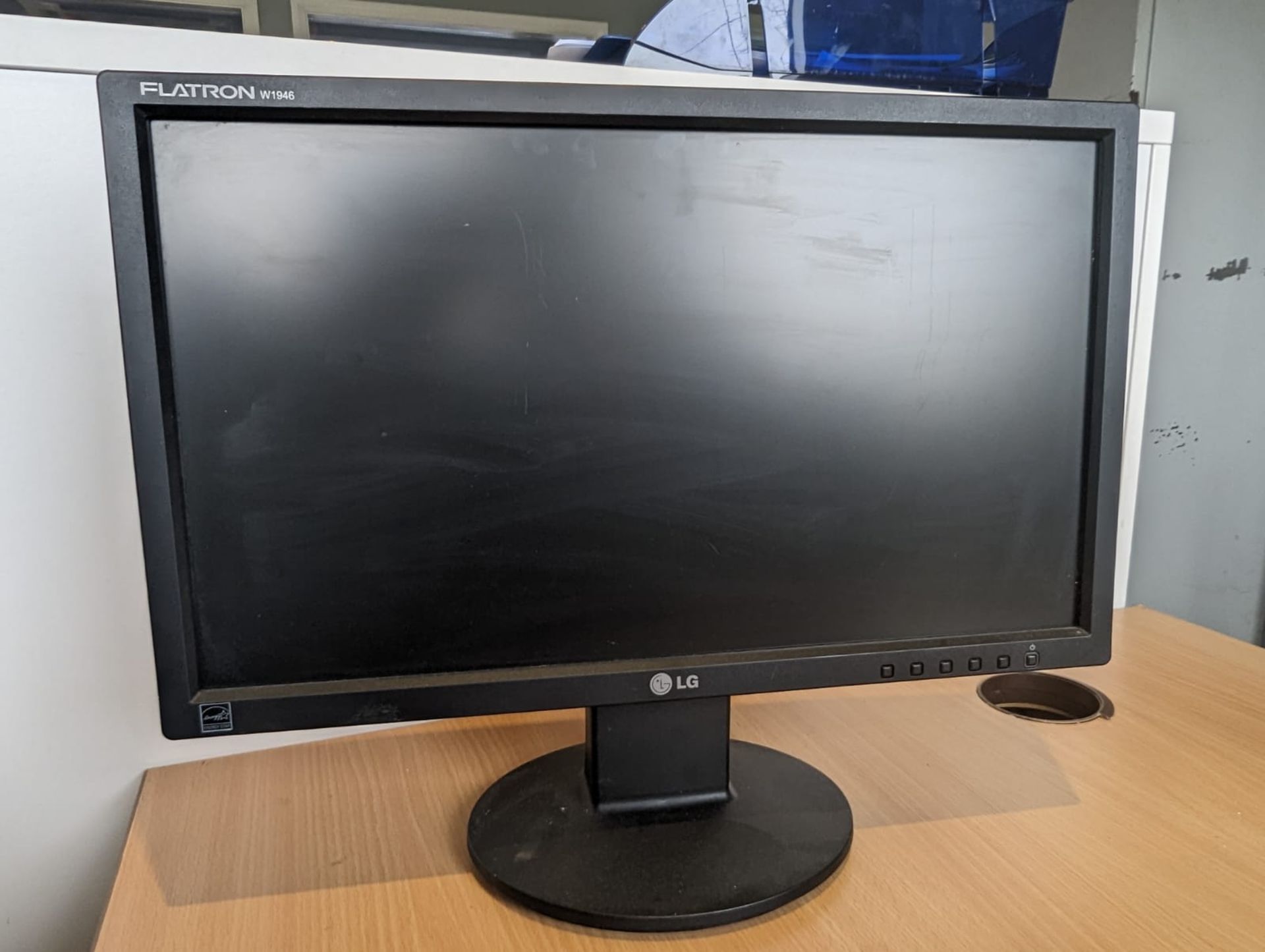 3x Monitors (Assorted Brands) - NO RESERVE - Image 8 of 9