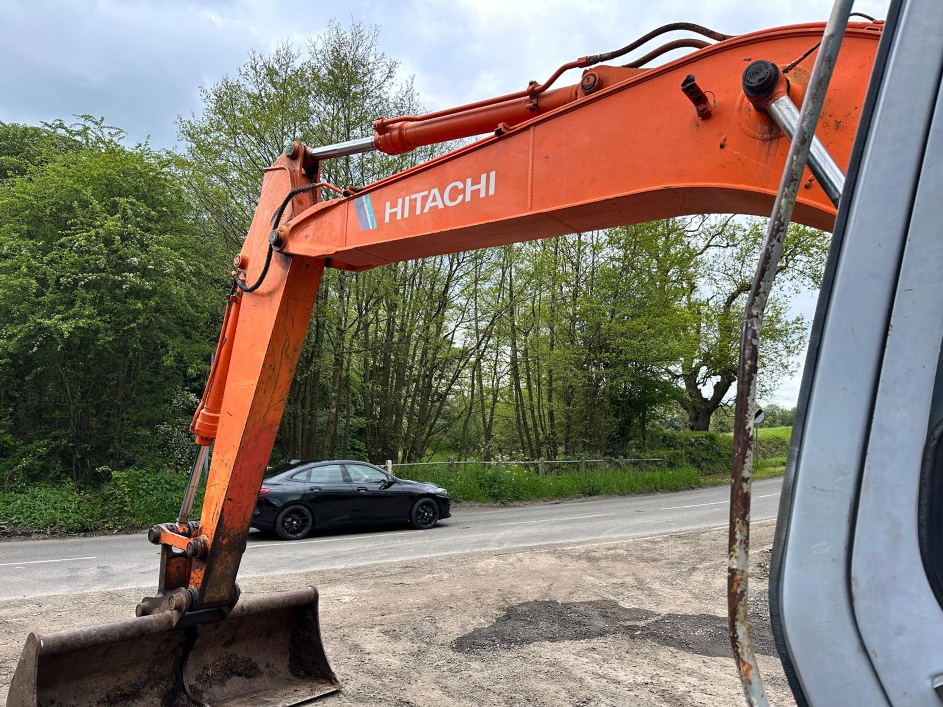 HITACHI EX100-2 EXCAVATOR *PLUS VAT* - Image 13 of 26