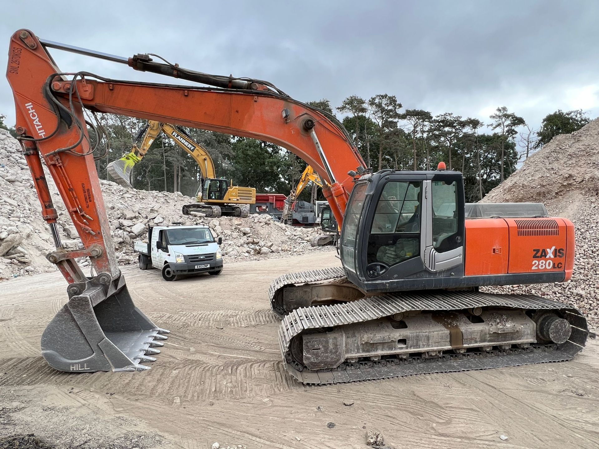 HITACHI ZAXIS 280 LC EXCAVATOR - RUNS, WORKS AND DIGS, READY FOR WORK *PLUS VAT* - Image 6 of 22