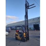 2005 CATERPILLAR GP18N GAS POWERED FORKLIFT, 1750KG CAPACITY, NOMINAL POWER: 42 KW *NO VAT*