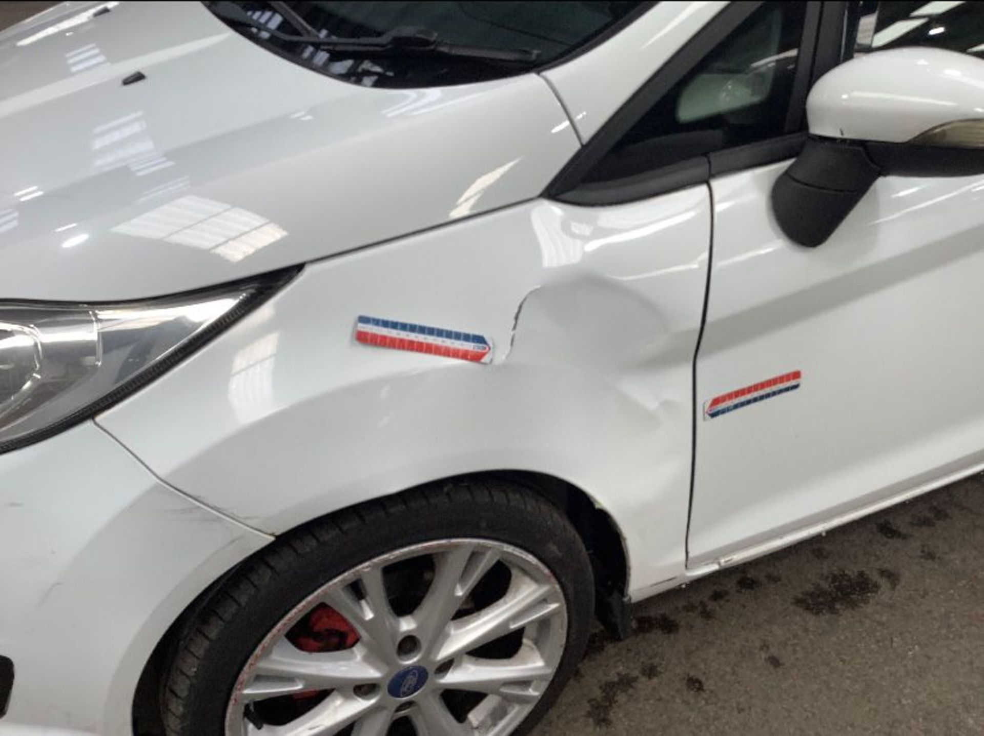 2013 FORD FIESTA ZETEC S ECOBOOST WHITE HATCHBACK *NO VAT* - Image 3 of 10