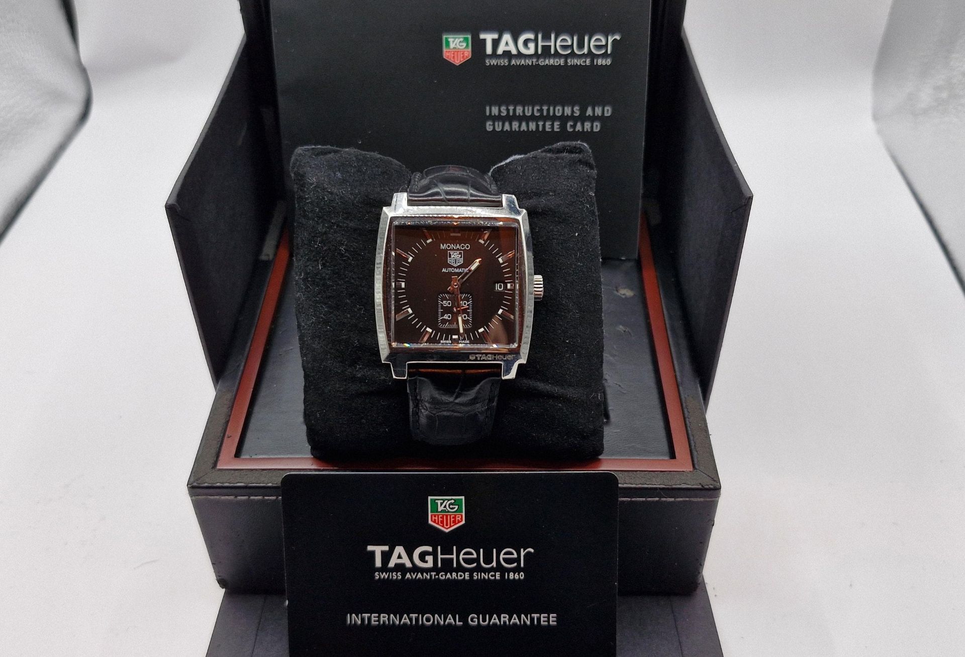 TAG HEUER MONACO CALIBRE AUTOMATIC MENS BLACK WATCH WITH BOX & GUARANTEE CARD NO VAT