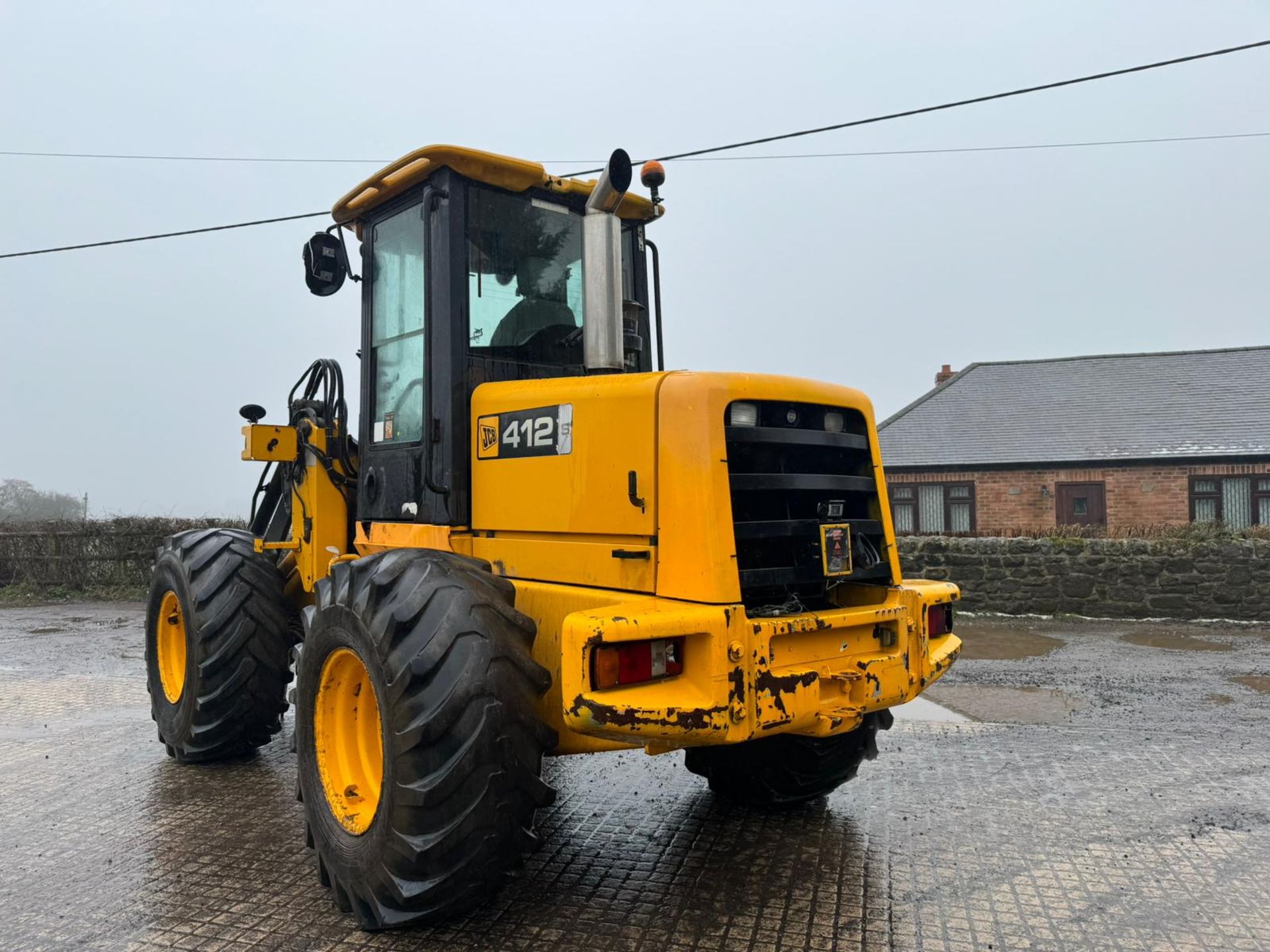 JCB 412S LOADING SHOVEL *PLUS VAT* - Image 11 of 17