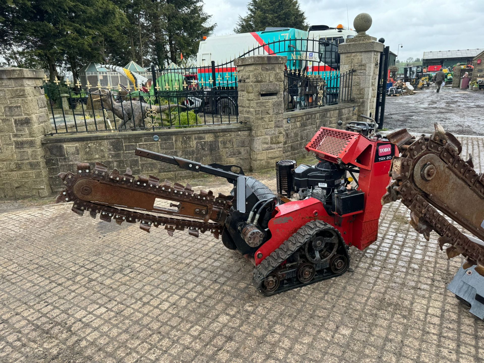 2013 TORO TRX20 TRACKED PEDESTRIAN TRENCHER *PLUS VAT* - Image 2 of 14