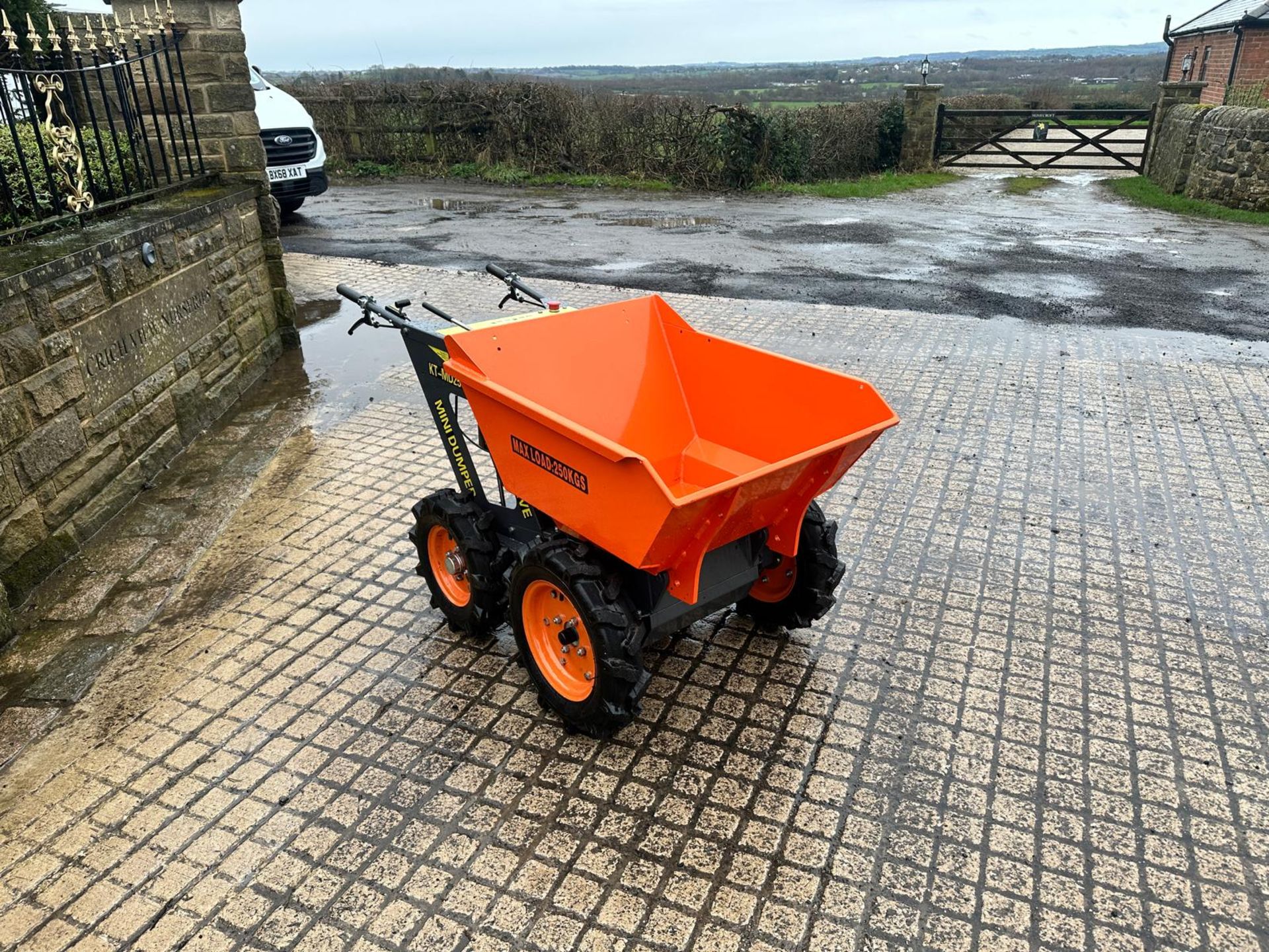 NEW/UNUSED KONSTANT KT-MD250C 4X4 PEDESTRIAN COMPACT DUMPER *PLUS VAT* - Image 2 of 12