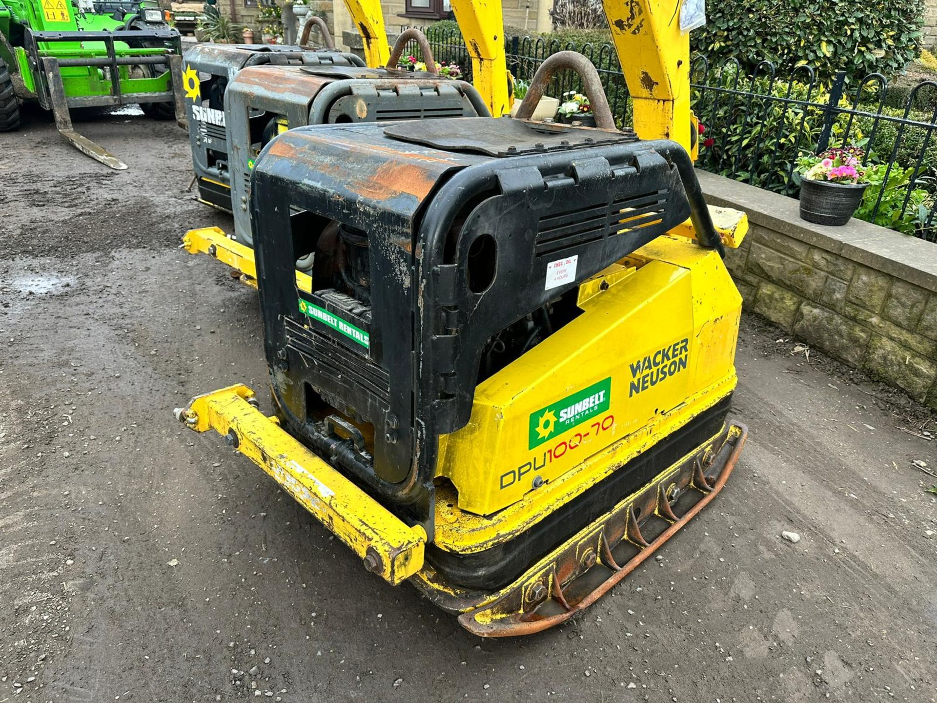 2013/14 WACKER NEUSON DPU100-70 DIESEL F/R COMPACTION PLATE *PLUS VAT* - Image 2 of 14