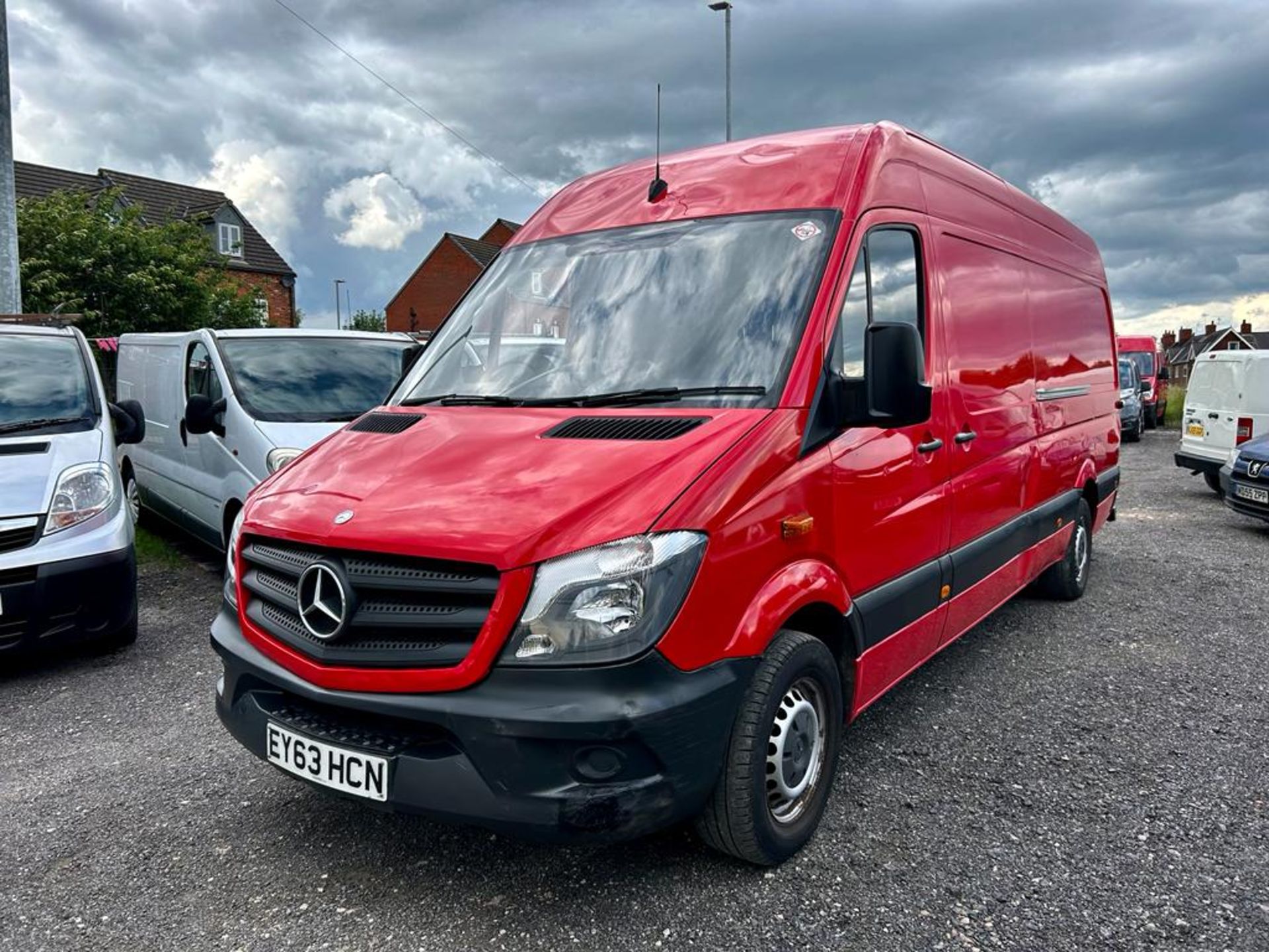 2013 MERCEDES-BENZ SPRINTER 310 CDI RED PANEL VAN *NO VAT* - Image 4 of 16