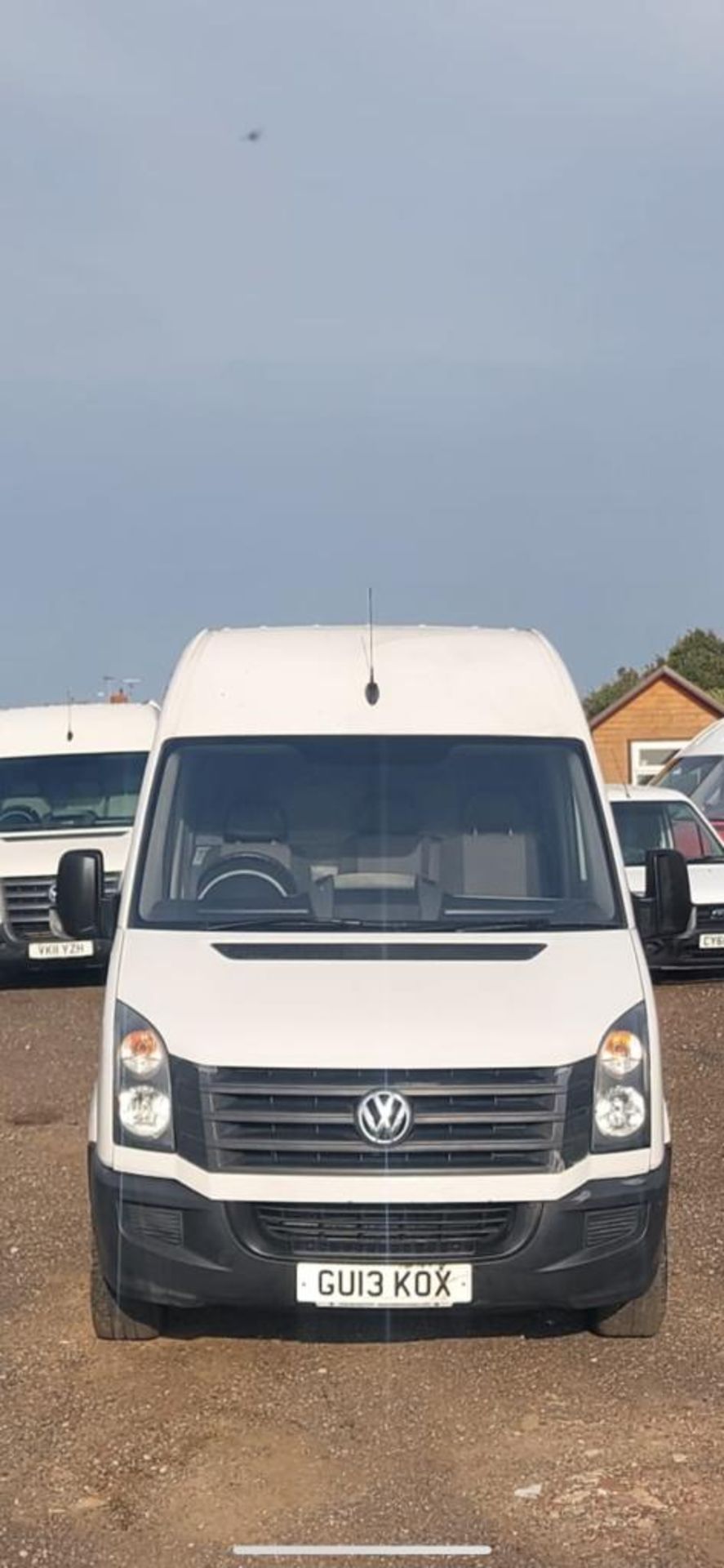 2013 VOLKSWAGEN CRAFTER CR35 TDI 136 LWB WHITE PANEL VAN *NO VAT* - Image 2 of 13