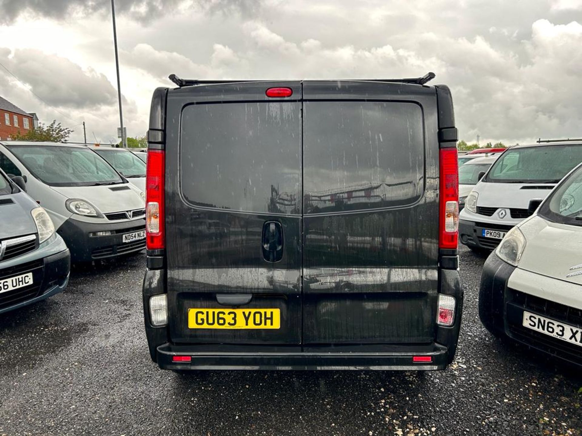 2013 VAUXHALL VIVARO 2900 SPORTIVE CDTI LWB BLACK PANEL VAN *NO VAT* - Image 5 of 13