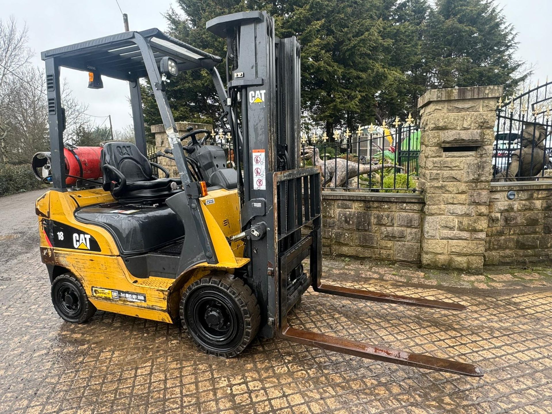 2017 CAT GP18NT 1.8 TON FORKLIFT *PLUS VAT* - Image 2 of 13