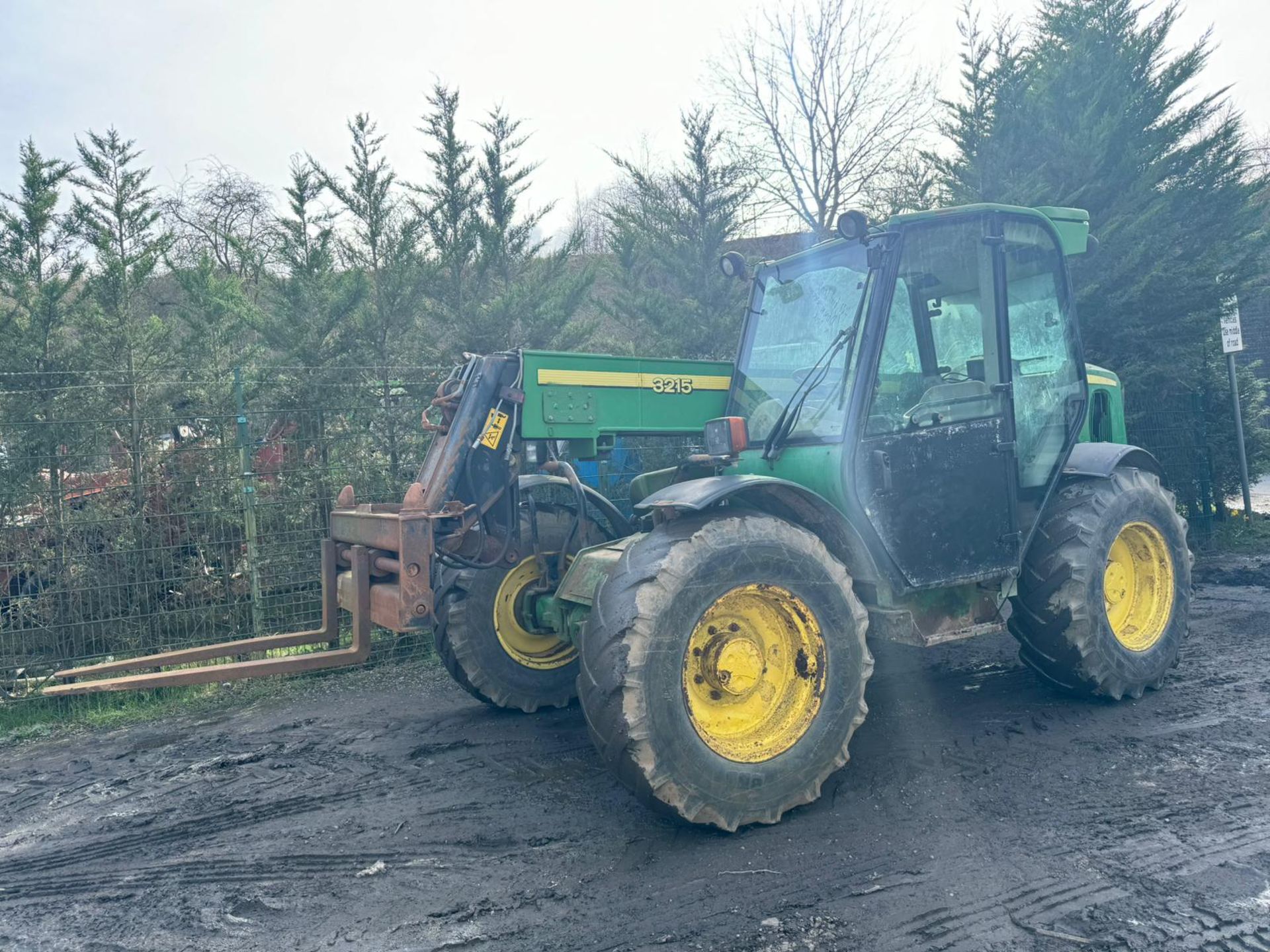 JOHN DEERE 3215 2.8 TON 4WD DIESEL TELESCOPIC TELEHANDLER *PLUS VAT* - Image 6 of 13