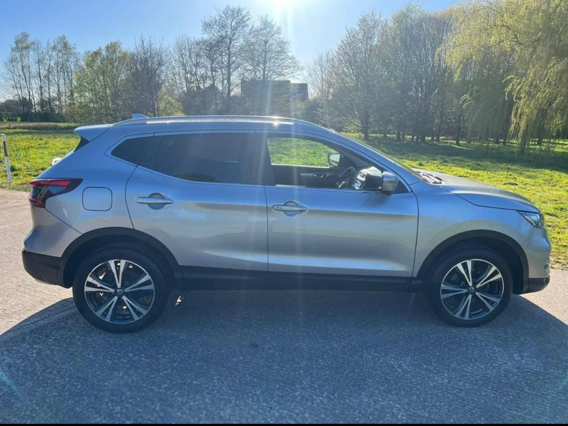 2018 NISSAN QASHQAI N-CONNECTA DIG-T SILVER SUV ESTATE *NO VAT* - Image 5 of 17