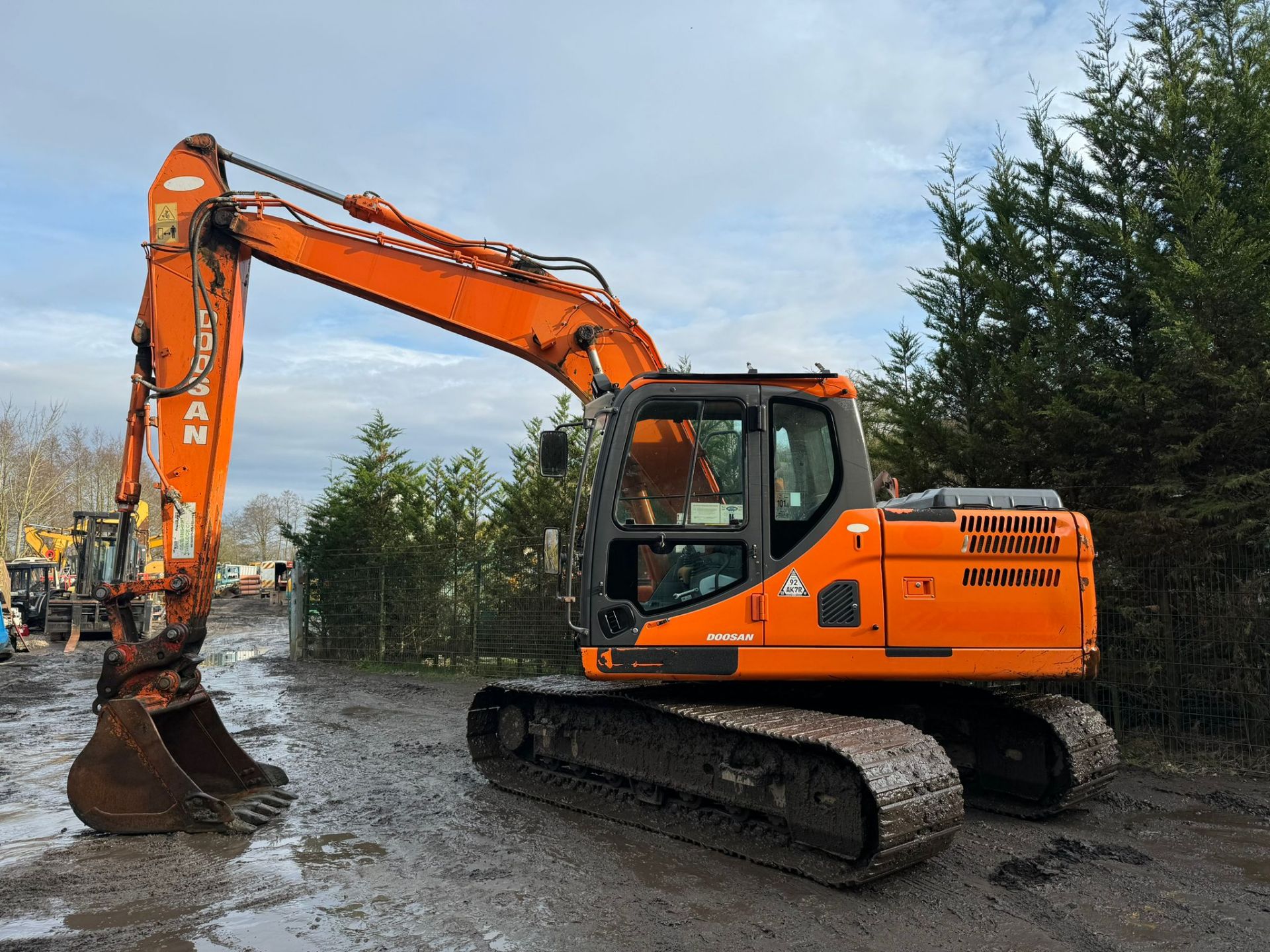 2014 DOOSAN DX140LC-3 EXCAVATOR *PLUS VAT* - Image 5 of 18