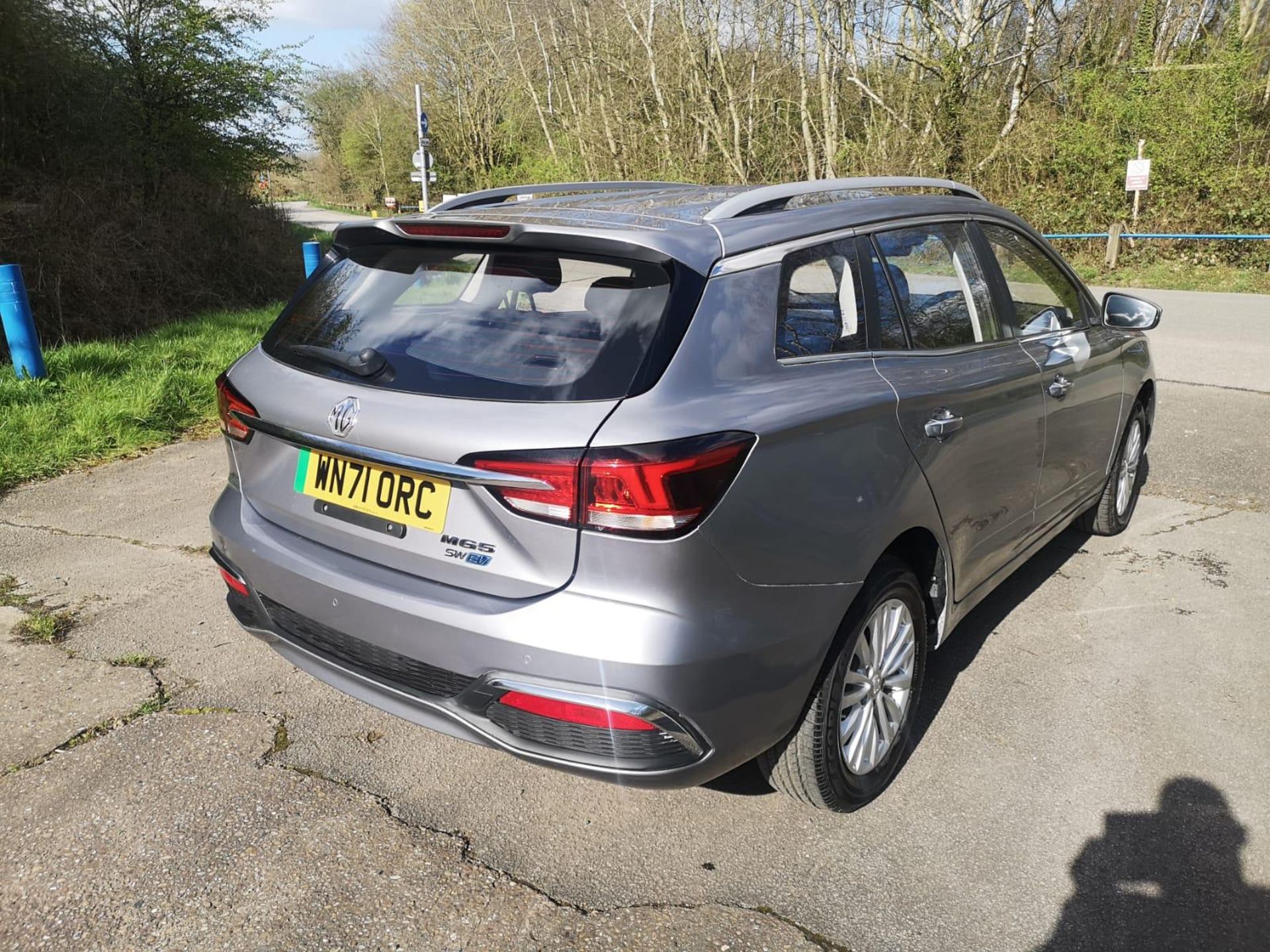 2021 MG 5 EXCLUSIVE ELECTRIC CAR SILVER ESTATE *NO VAT* - Image 8 of 20