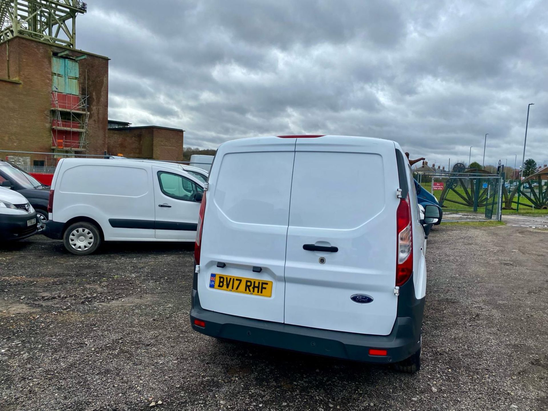 2017 FORD TRANSIT CONNECT 200 WHITE PANEL VAN *NO VAT* - Image 4 of 12