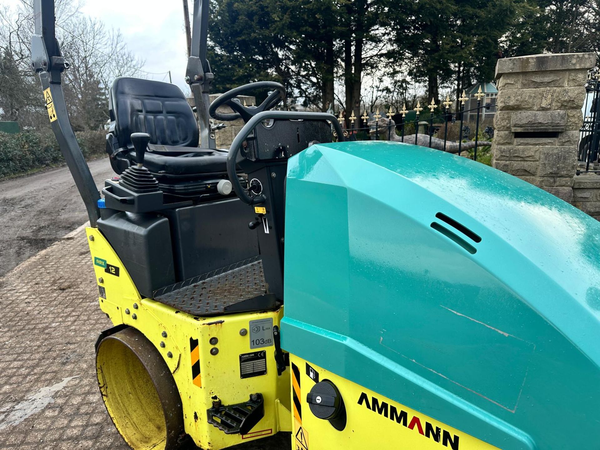 2015 AMMANN ARX12 TWIN DRUM VIBRATING ROLLER *PLUS VAT* - Image 6 of 14