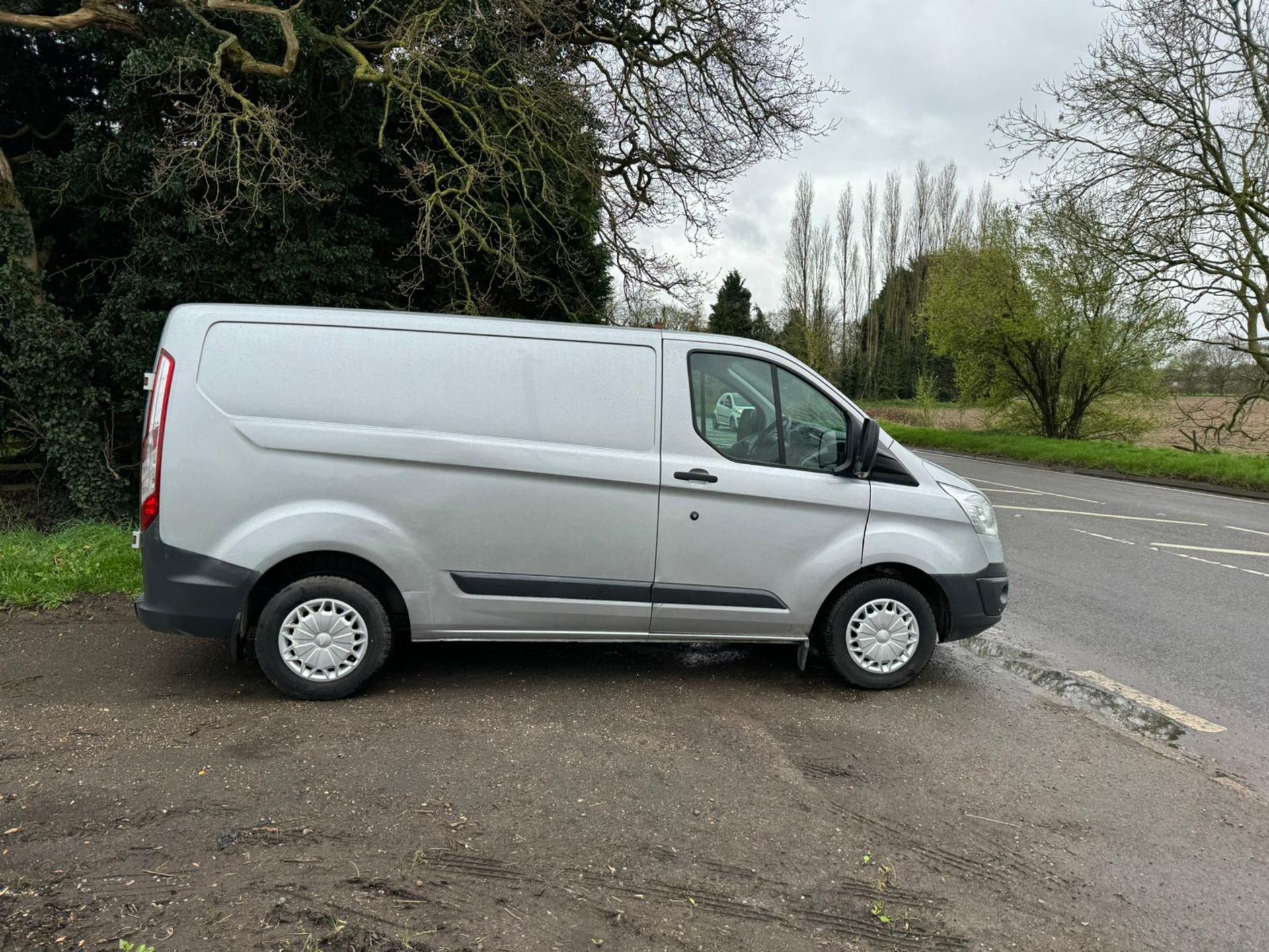 2014/64 REG FORD TRANSIT CUSTOM 270 TREND ETECH 2.2 DIESEL SILVER PANEL VAN *NO VAT* - Bild 8 aus 14