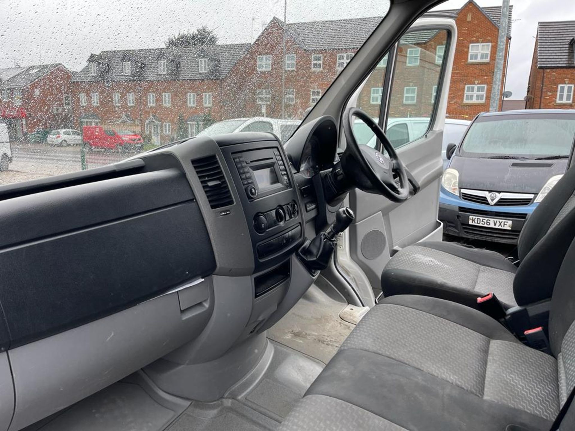 2013 VOLKSWAGEN CRAFTER CR35 TDI 136 LWB WHITE VAN *NO VAT* - Image 9 of 11