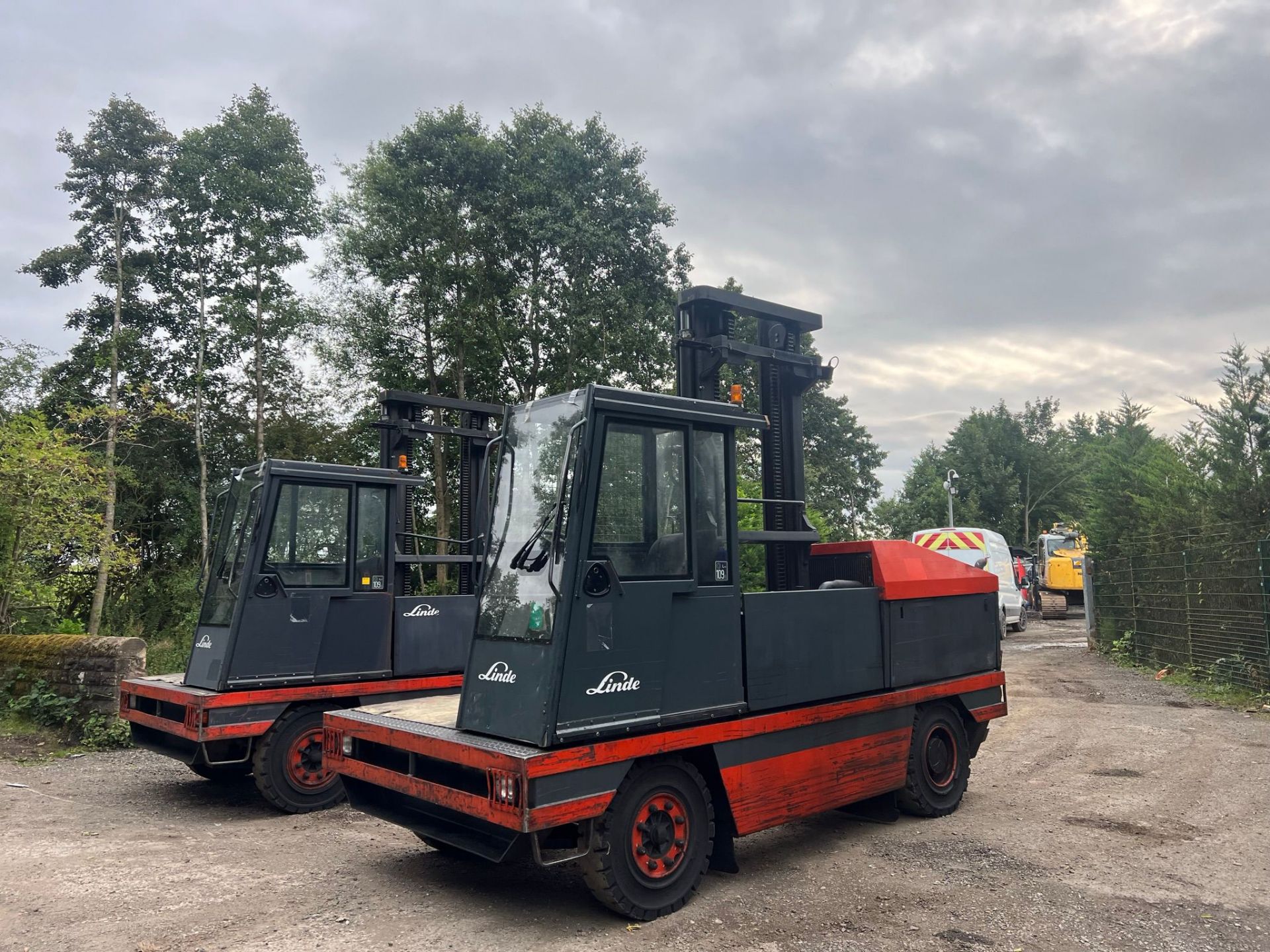 LINDI S40 SIDE LOADER FORKLIFT *PLUS VAT* - Image 9 of 14