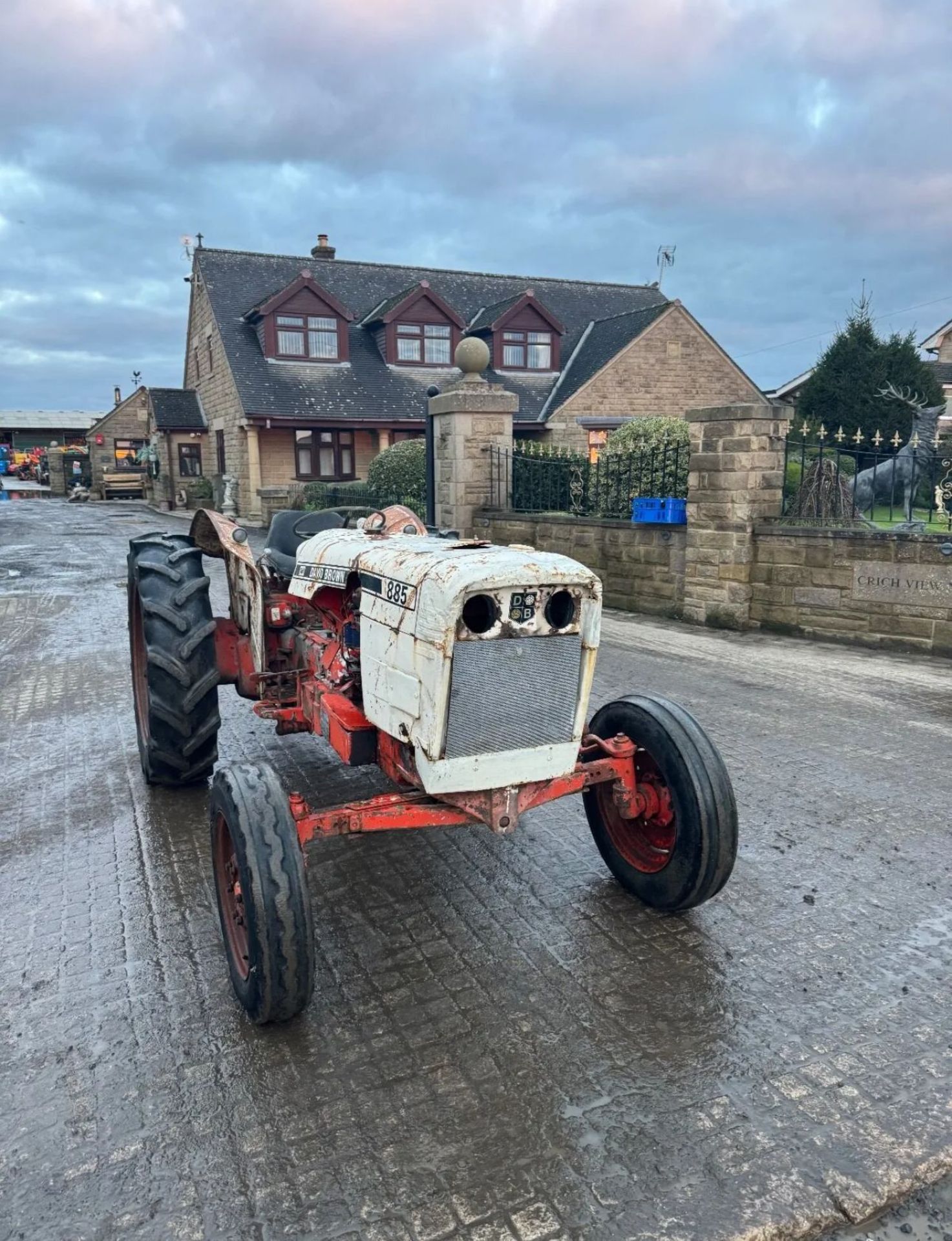 DAVID BROWN 885 DIESEL VINEYARD TRACTOR *PLUS VAT* - Image 2 of 9